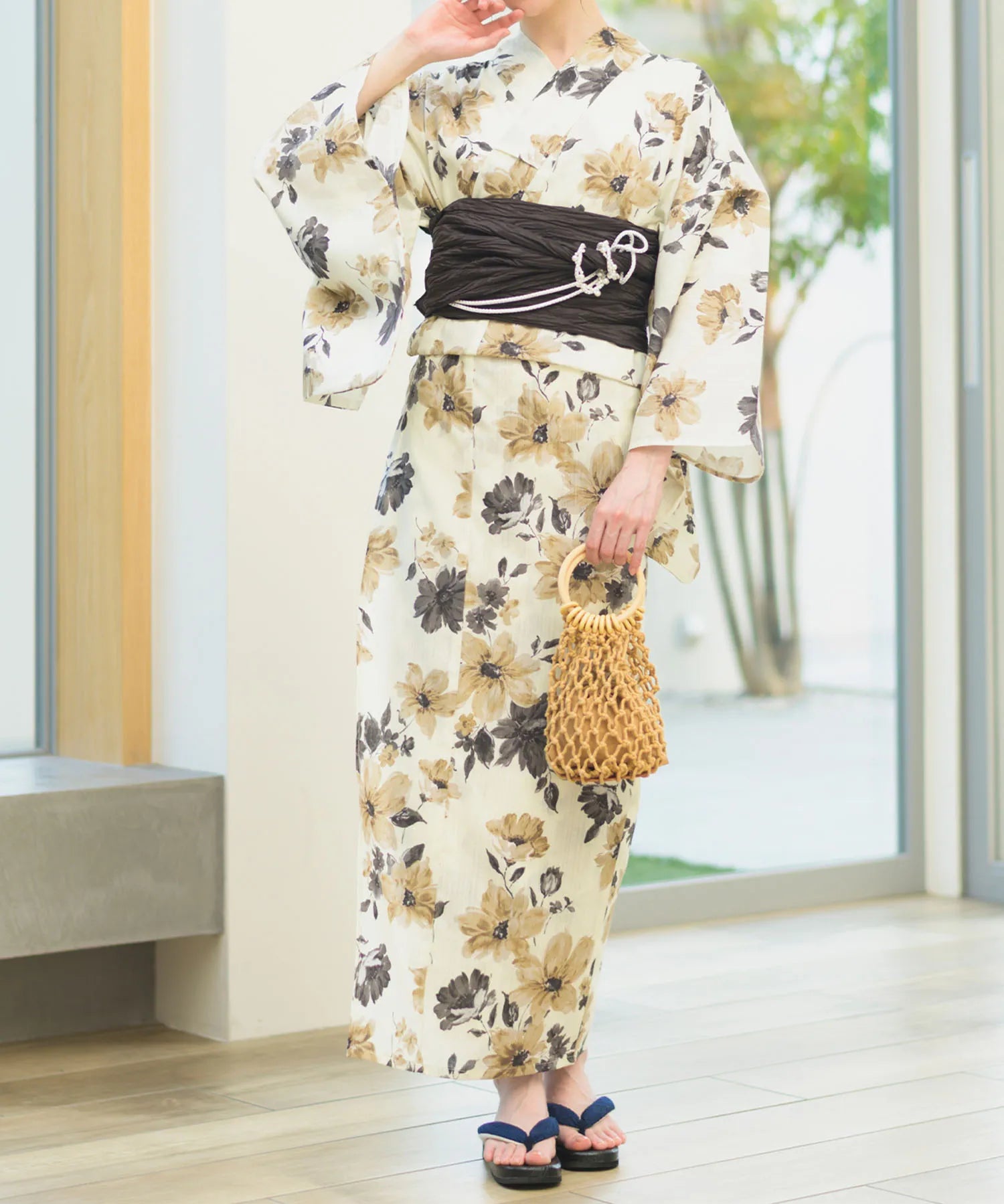 夏宵浴衣 色香花 下駄付き5点セット(浴衣・兵児帯・腰紐×2・下駄)