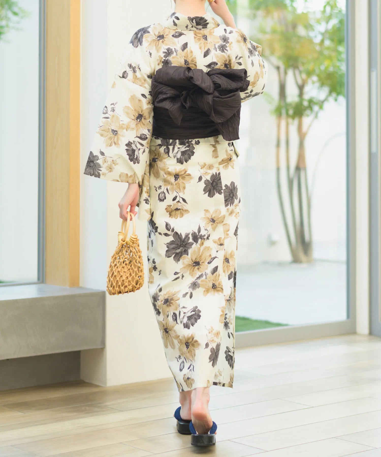 夏宵浴衣 色香花 下駄付き5点セット(浴衣・兵児帯・腰紐×2・下駄)