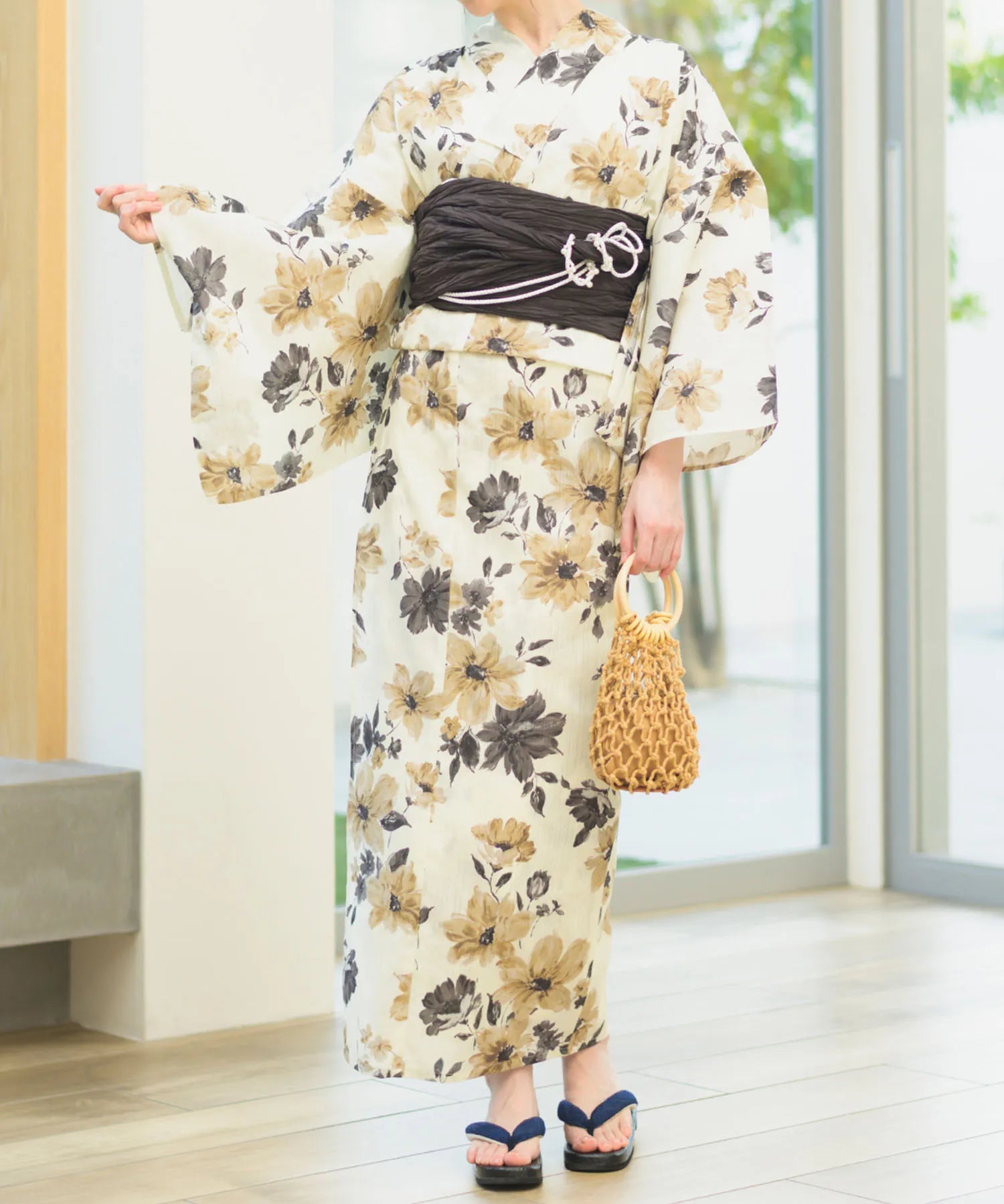 夏宵浴衣 色香花 下駄付き5点セット(浴衣・兵児帯・腰紐×2・下駄)