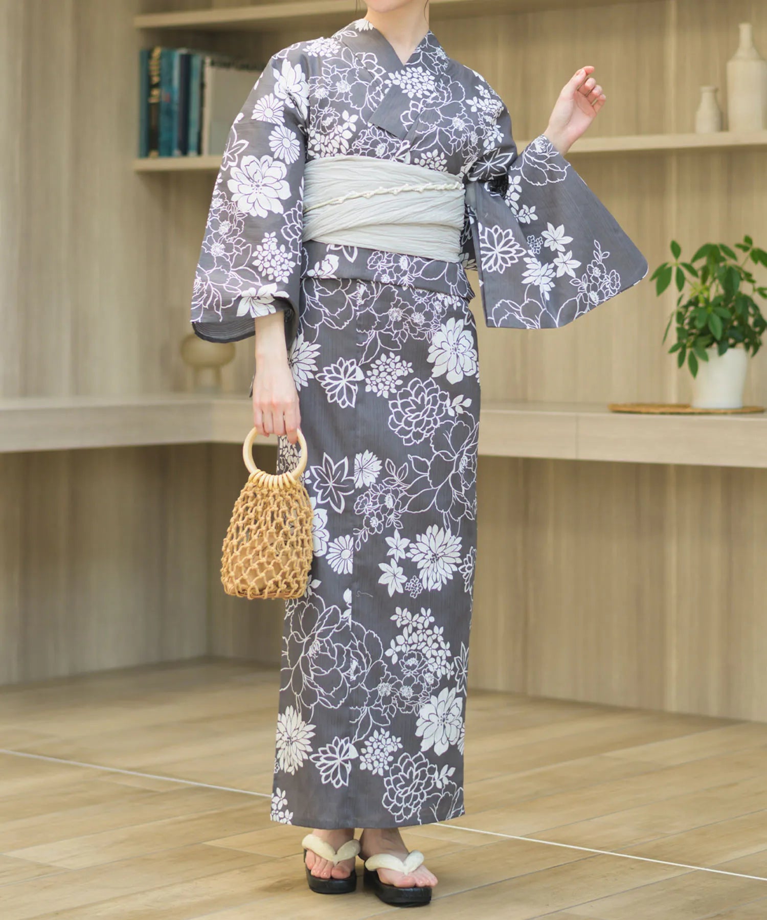 夏宵浴衣 菊芍優音 下駄付き5点セット(浴衣・兵児帯・腰紐×2・下駄)