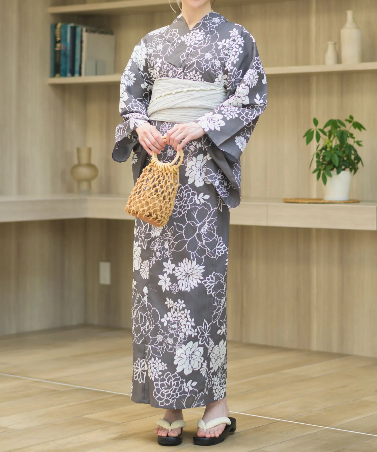 夏宵浴衣 菊芍優音 下駄付き5点セット(浴衣・兵児帯・腰紐×2・下駄)