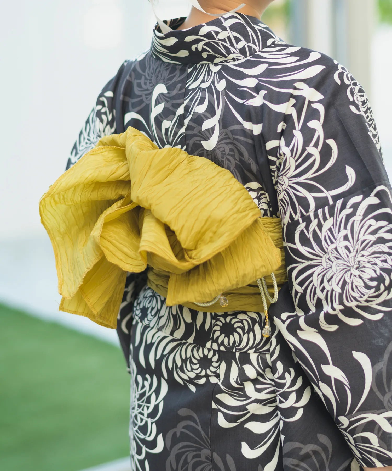 夏宵浴衣 月影の菊詩 4点セット(浴衣・兵児帯・腰紐×2)