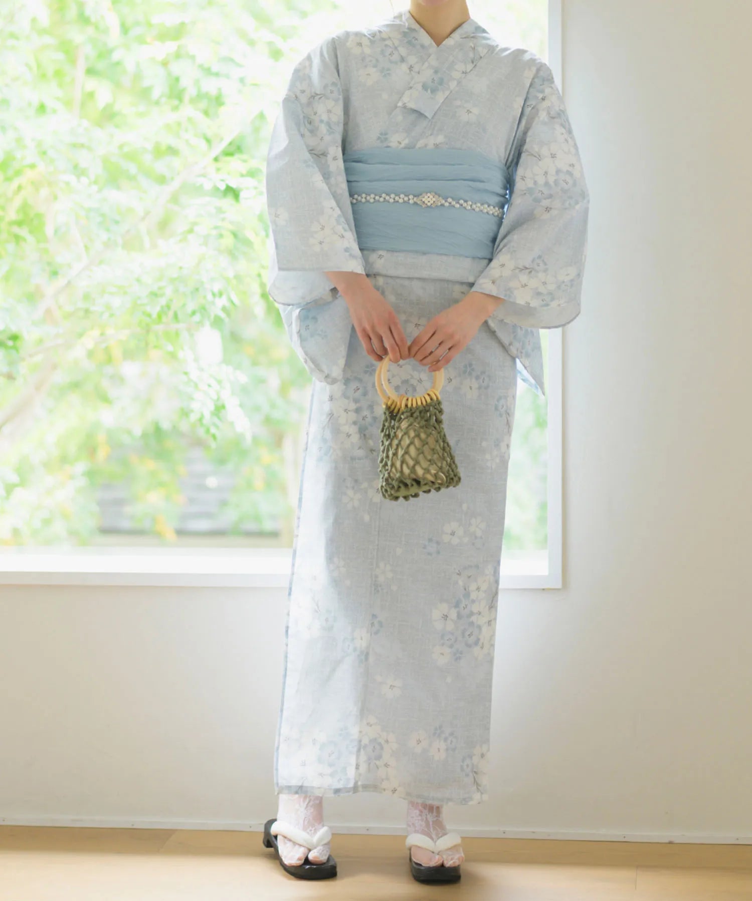 夏花浴衣 水涼撫子 下駄付き5点セット(浴衣・兵児帯・腰紐×2・下駄)