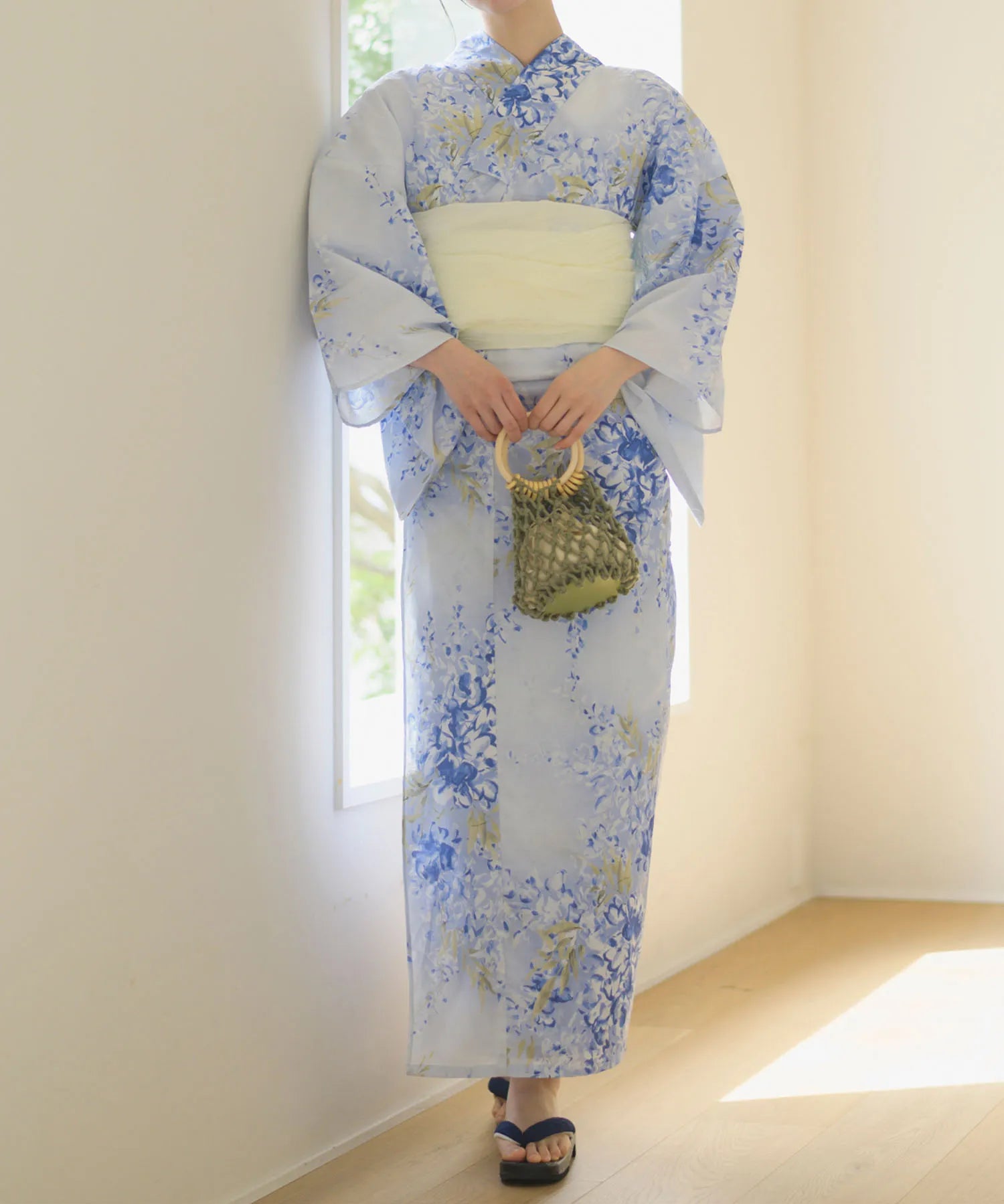 夏花浴衣 藤露の涼風 下駄付き5点セット(浴衣・兵児帯・腰紐×2・下駄)