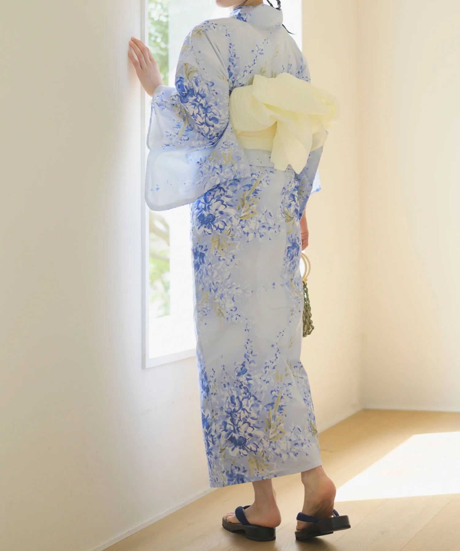 夏花浴衣 藤露の涼風 下駄付き5点セット(浴衣・兵児帯・腰紐×2・下駄)