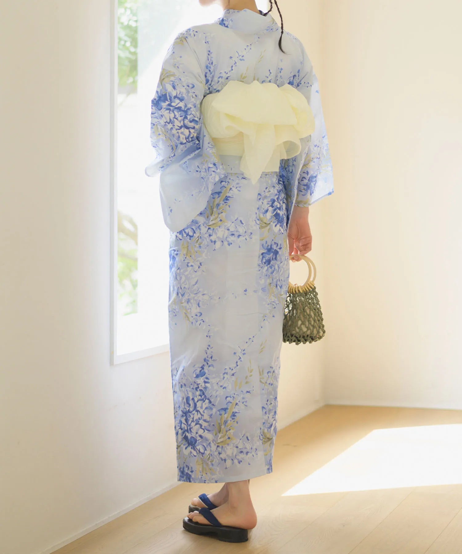 夏花浴衣 藤露の涼風 下駄付き5点セット(浴衣・兵児帯・腰紐×2・下駄)