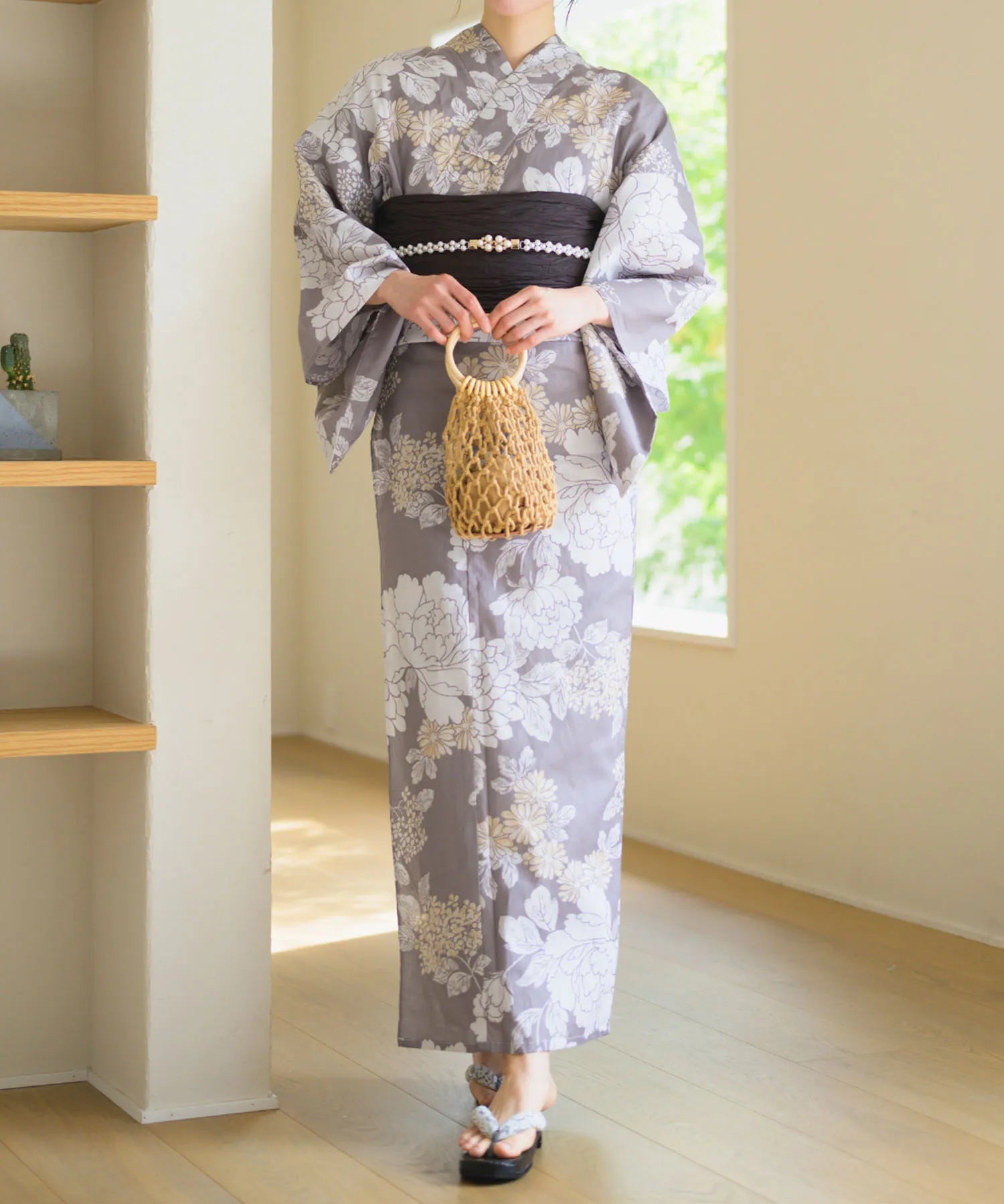 夏花浴衣 和花の柔香 下駄付き5点セット(浴衣・兵児帯・腰紐×2・下駄)