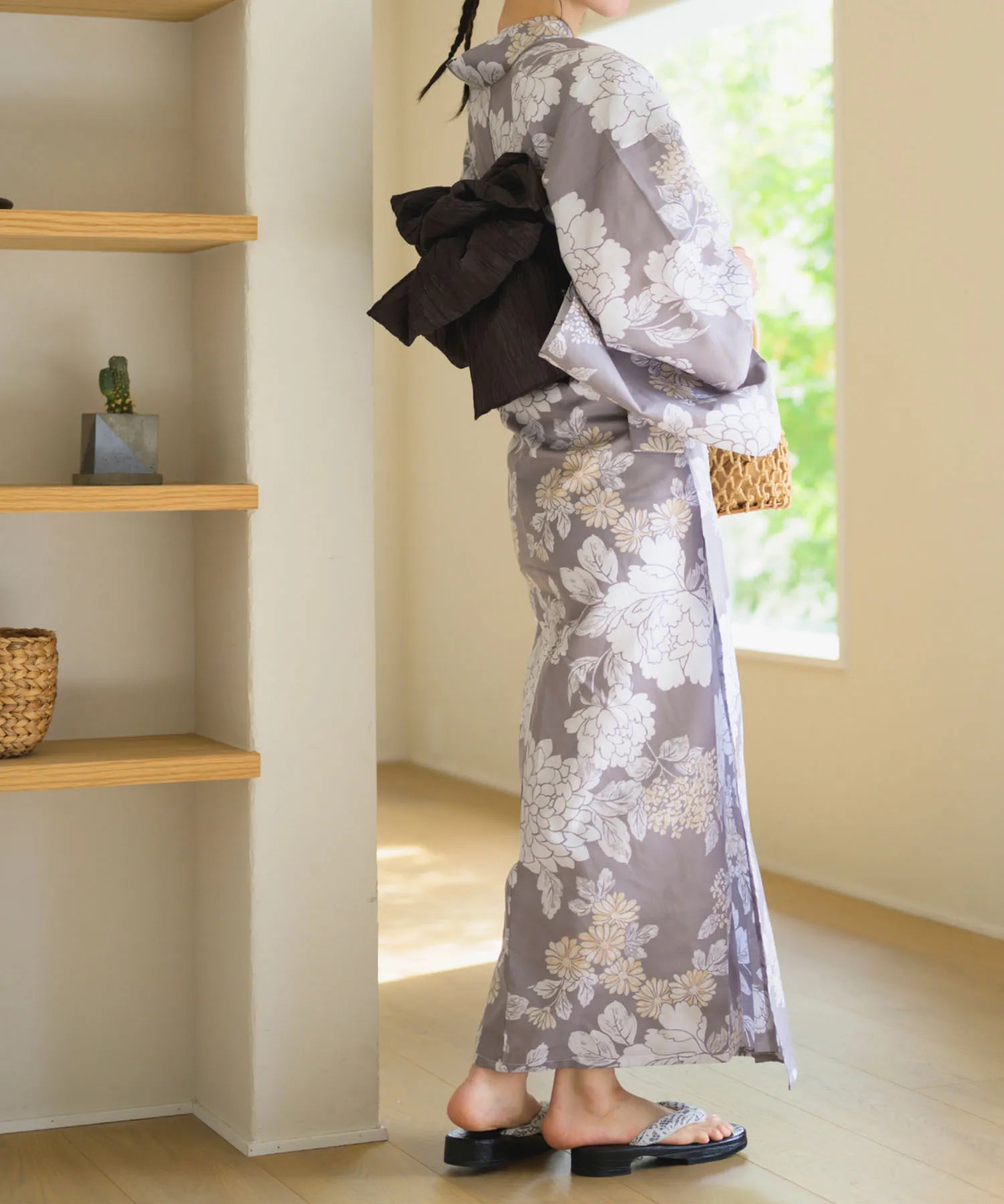 夏花浴衣 和花の柔香 下駄付き5点セット(浴衣・兵児帯・腰紐×2・下駄)