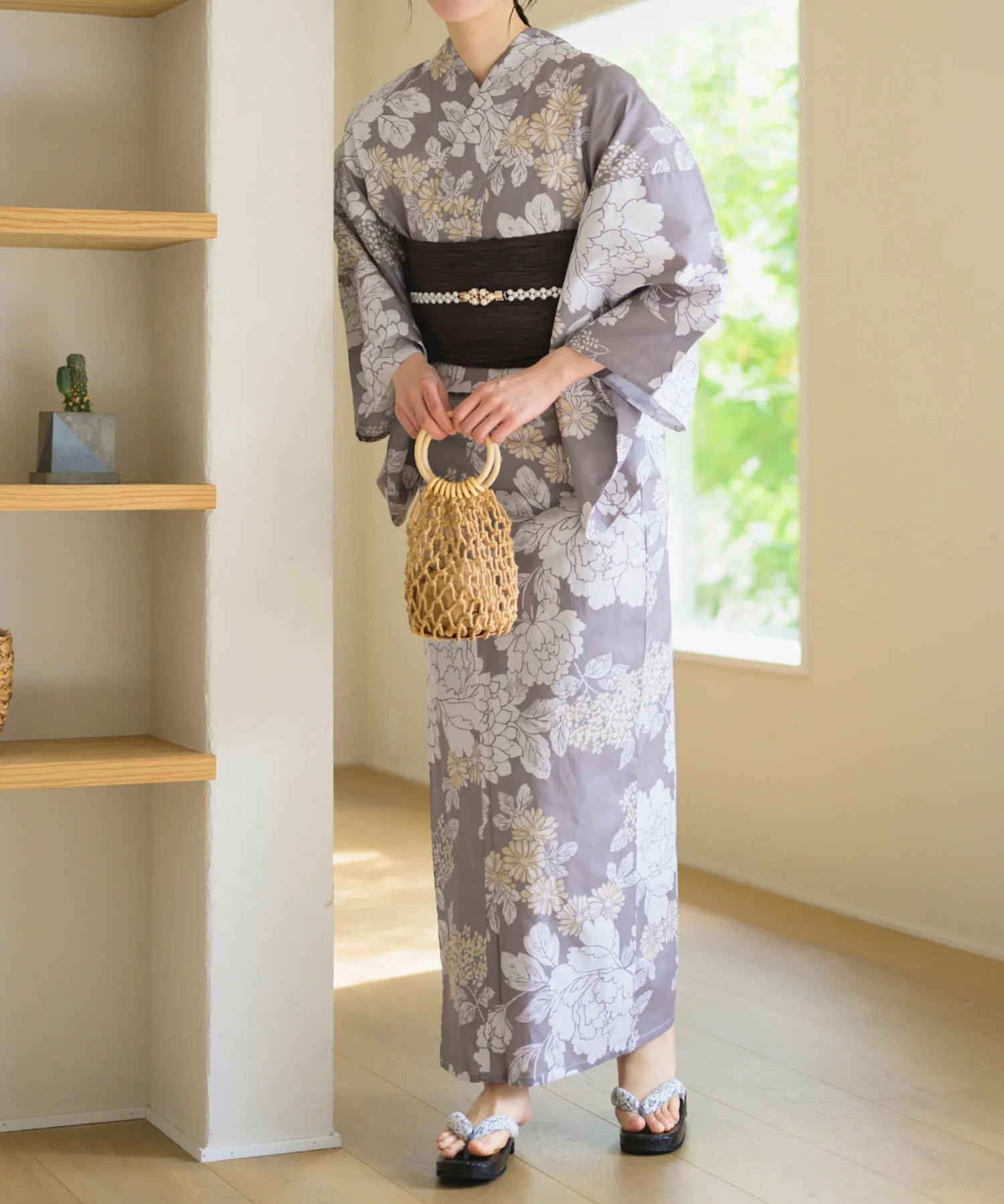 夏花浴衣 和花の柔香 下駄付き5点セット(浴衣・兵児帯・腰紐×2・下駄)