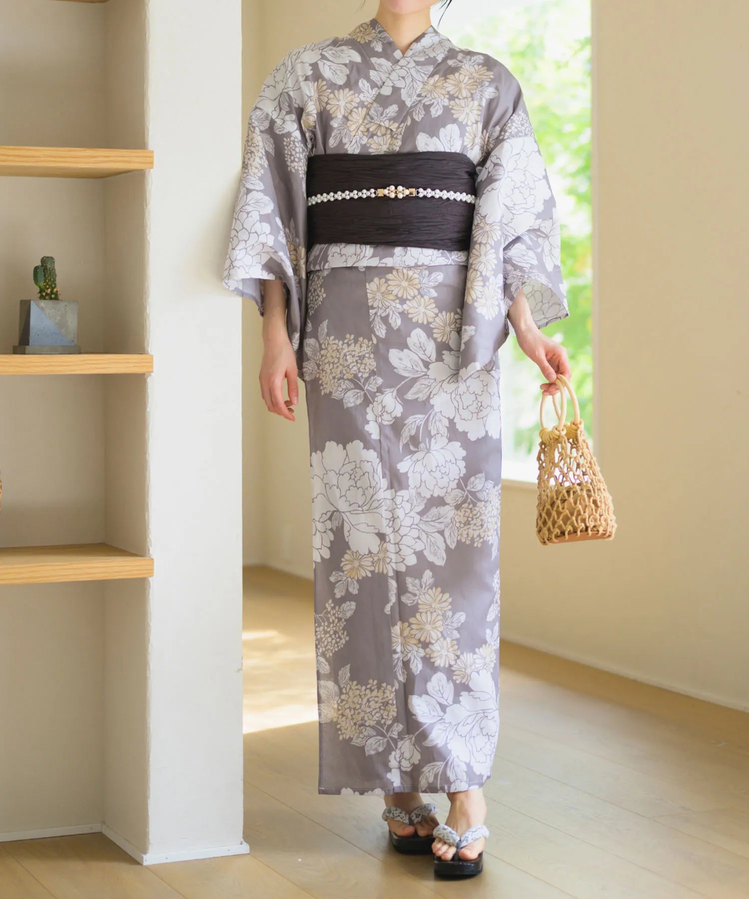 夏花浴衣 和花の柔香 下駄付き5点セット(浴衣・兵児帯・腰紐×2・下駄)