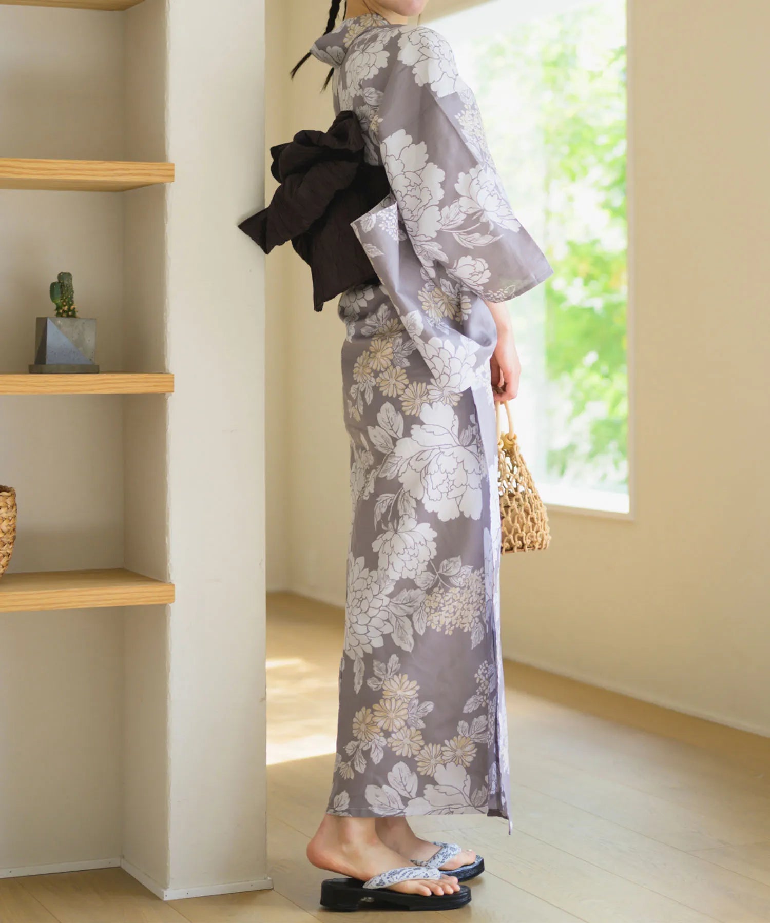 夏花浴衣 和花の柔香 下駄付き5点セット(浴衣・兵児帯・腰紐×2・下駄)