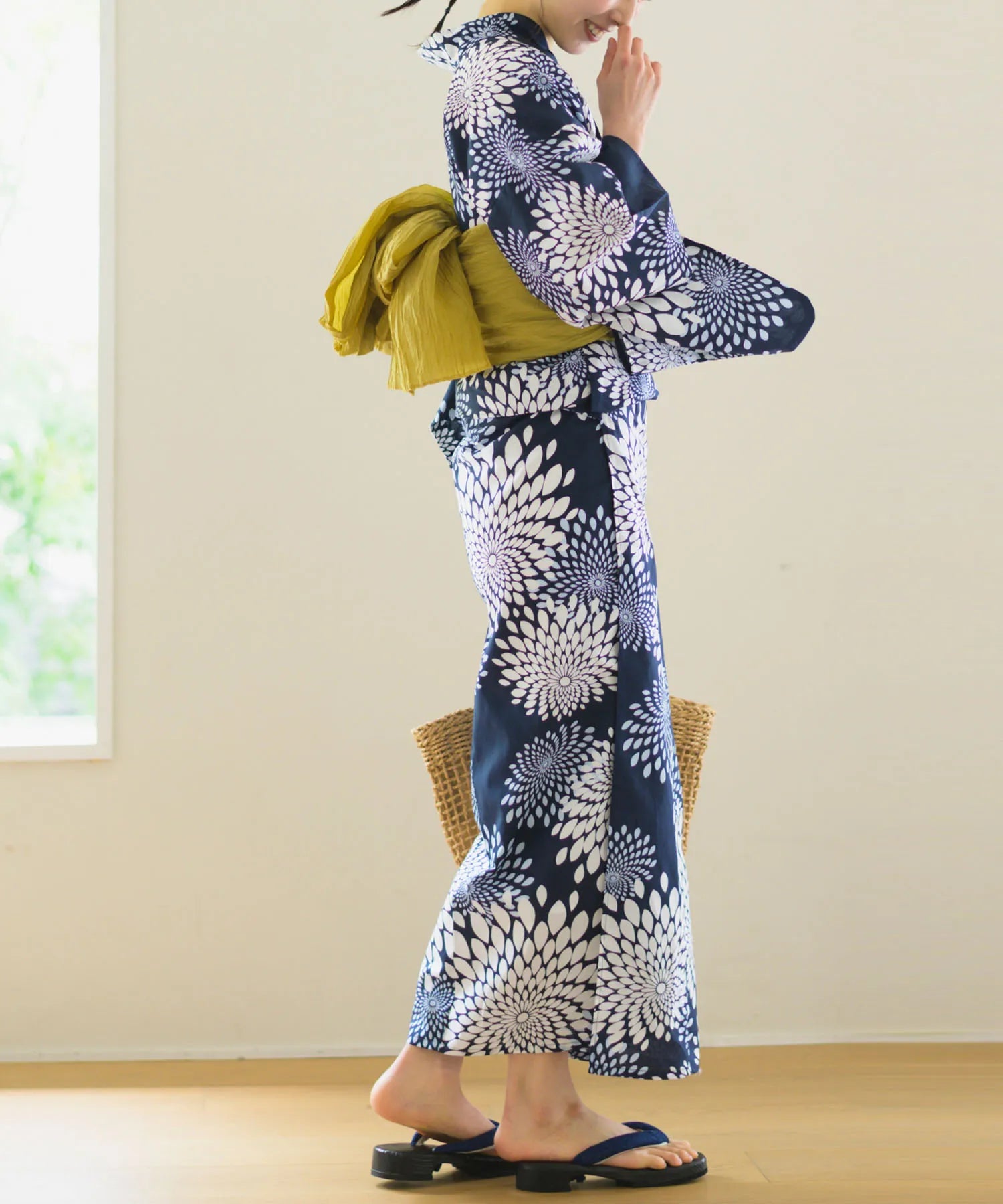 夏花浴衣 紺菊華 下駄付き5点セット(浴衣・兵児帯・腰紐×2・下駄)
