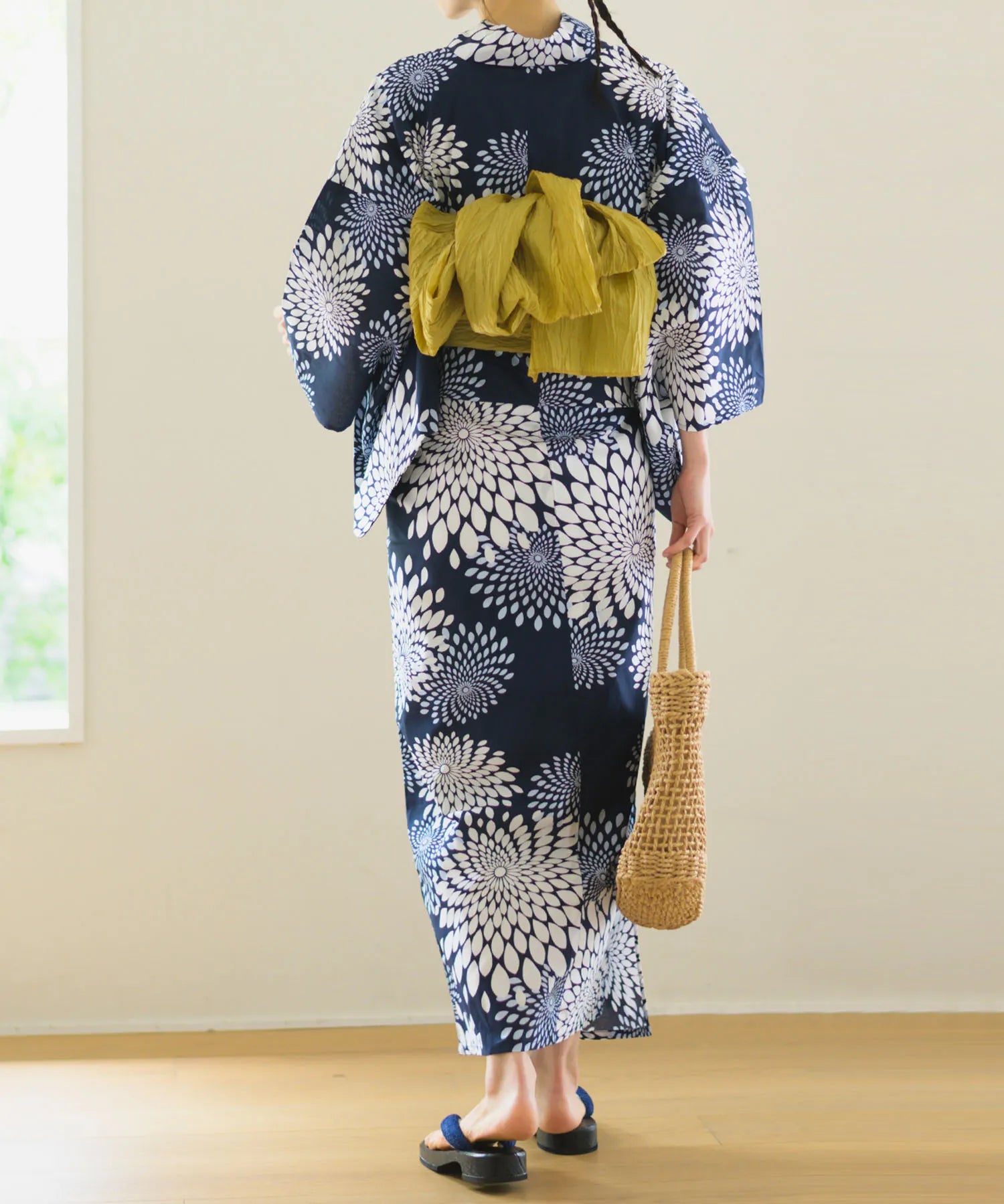 夏花浴衣 紺菊華 下駄付き5点セット(浴衣・兵児帯・腰紐×2・下駄)