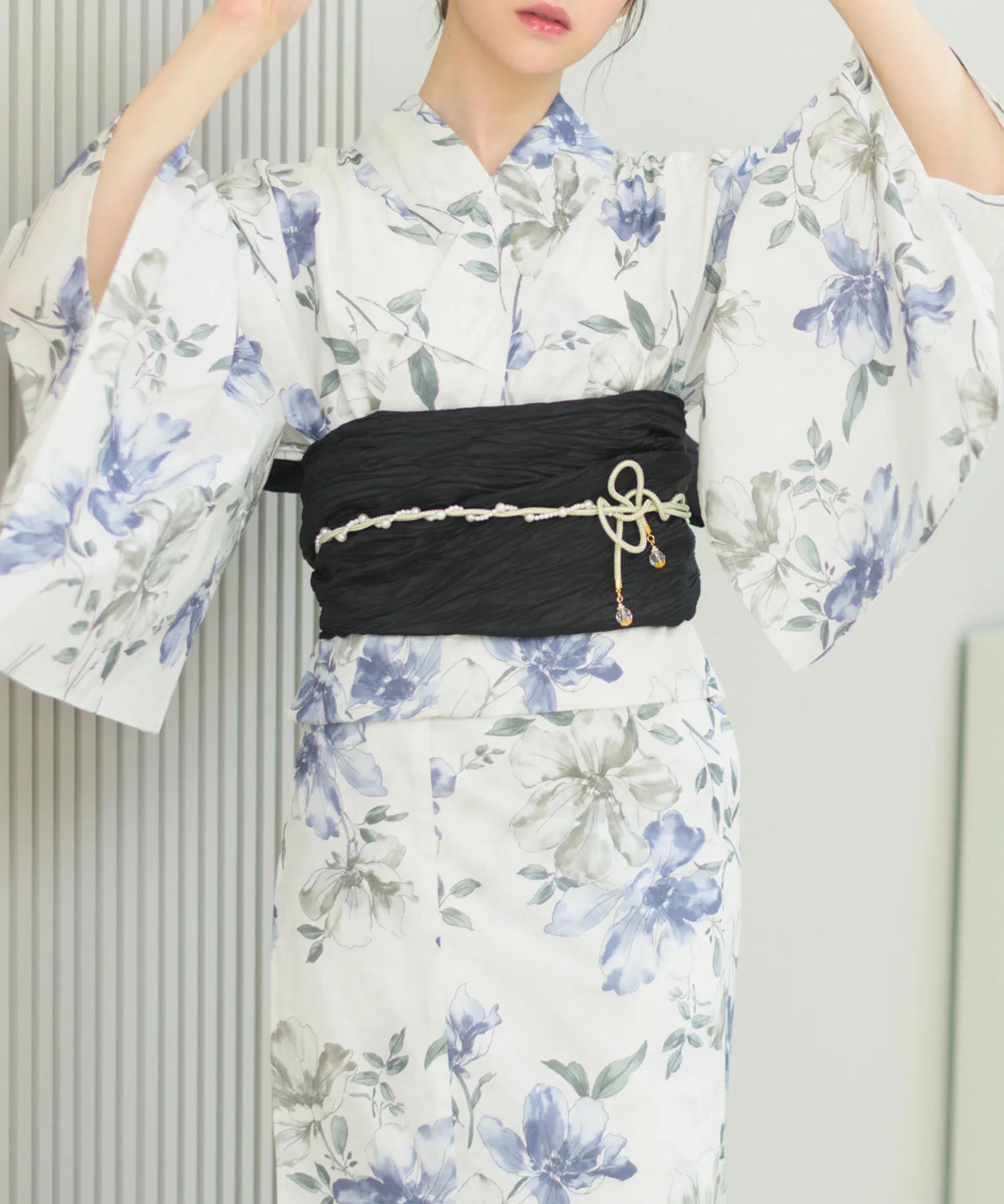 夏花浴衣 淡花映し 4点セット(浴衣・兵児帯・腰紐×2)