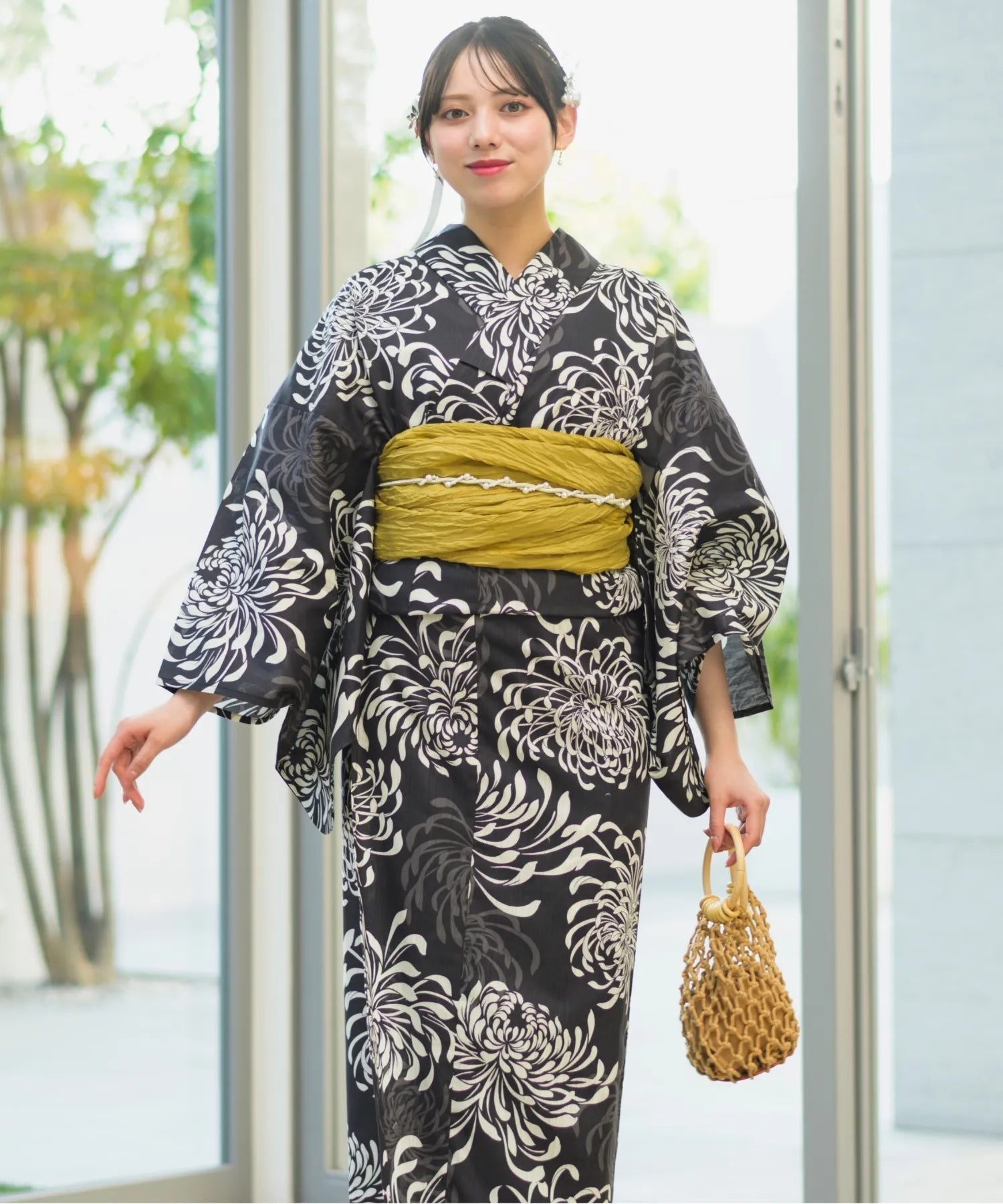 yu30005_golden-color_02.webp