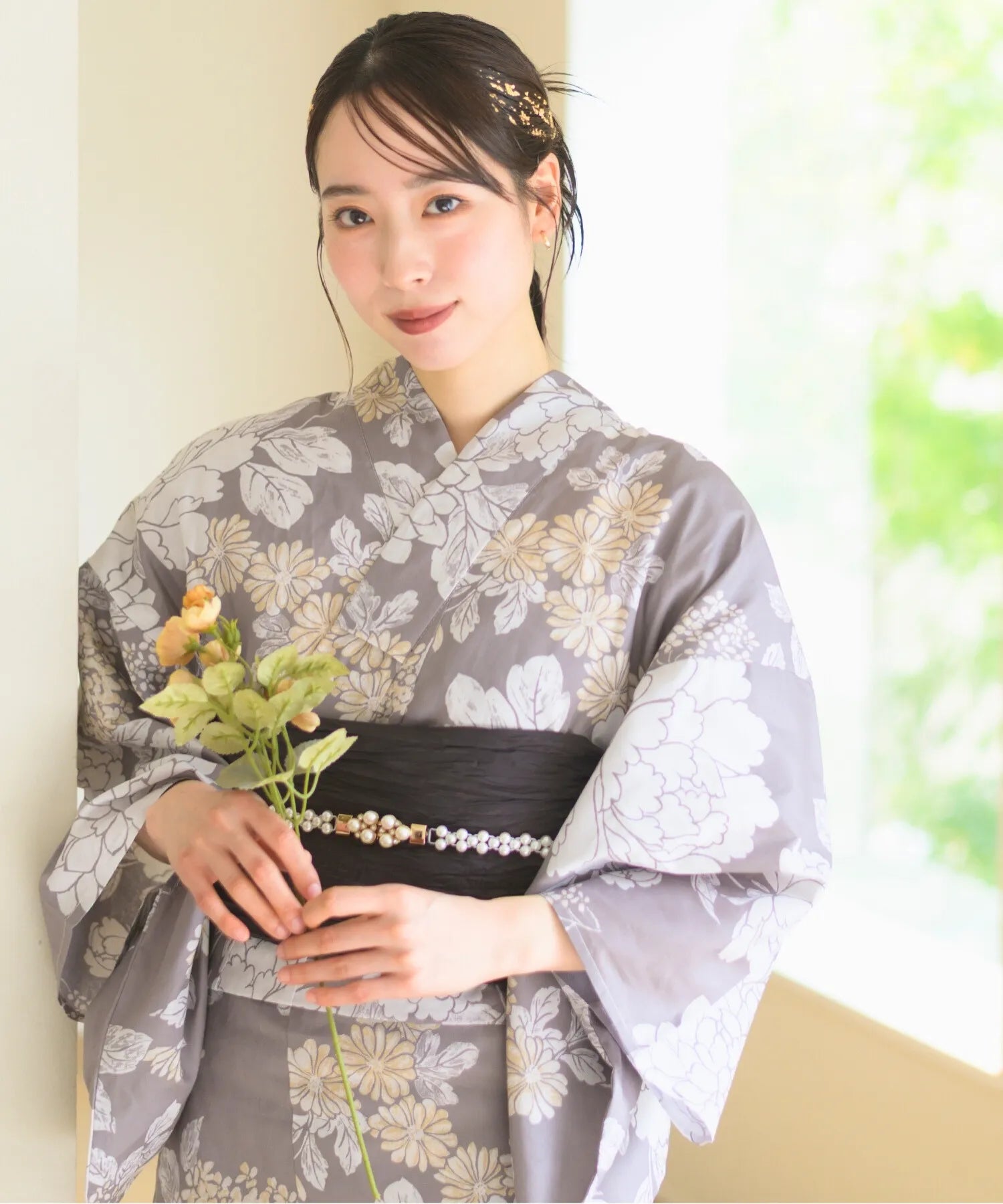yu30006_gold_03.webp