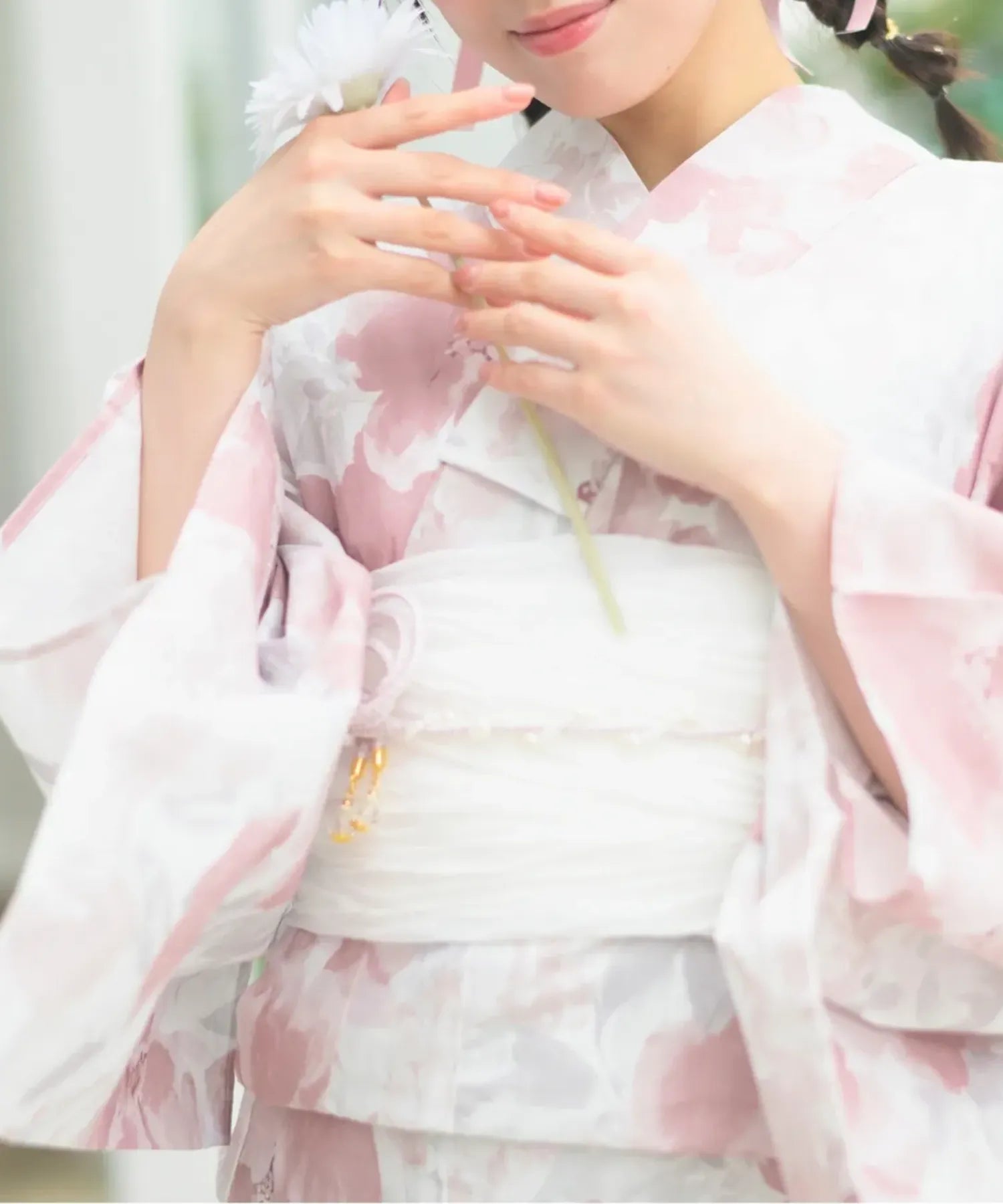 yu70002_26_2_01.webp