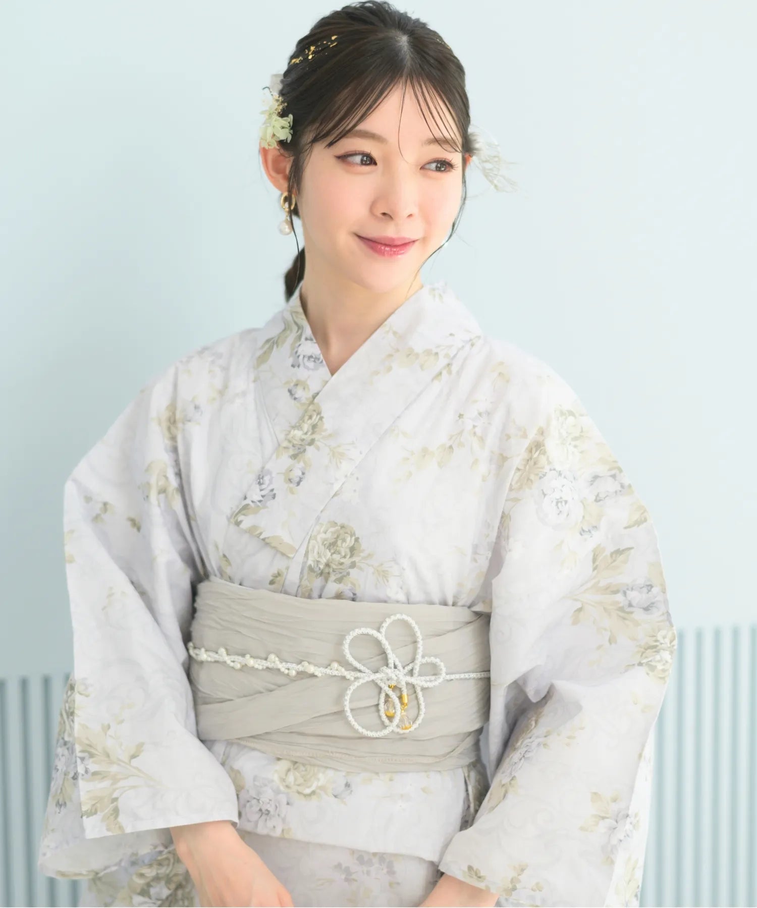 yu70003_26_01.webp