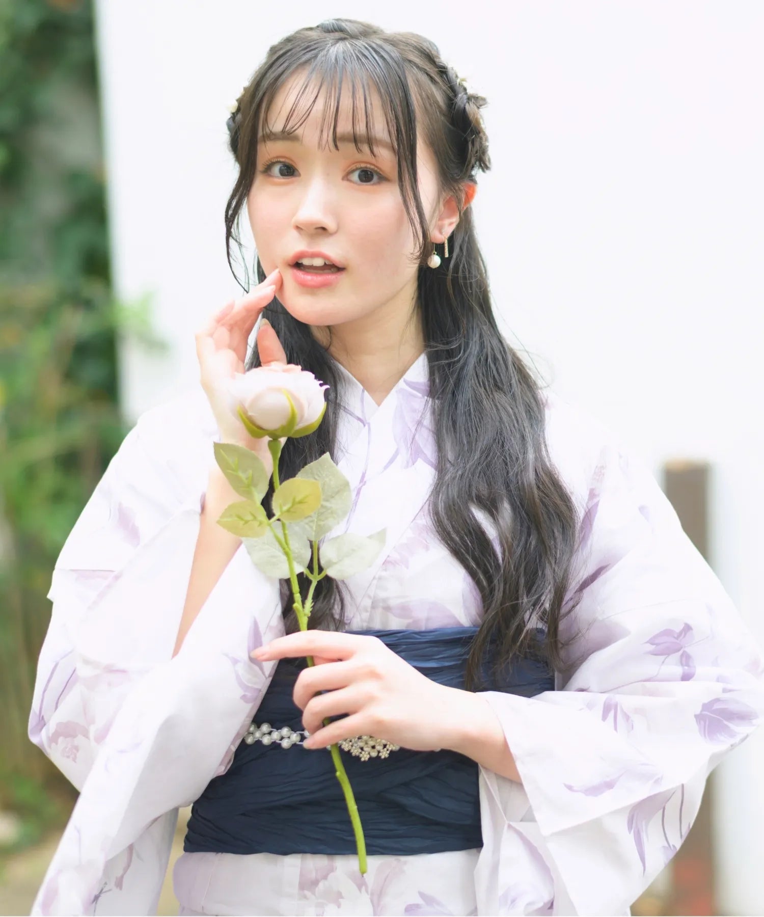 yu70008_26_01.webp