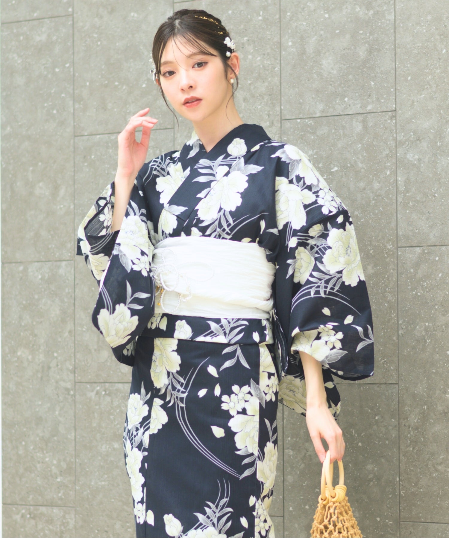 【限定特典・6月上旬発送】夏宵浴衣 ゆらめき牡丹 4点セット(浴衣・兵児帯・腰紐×2)