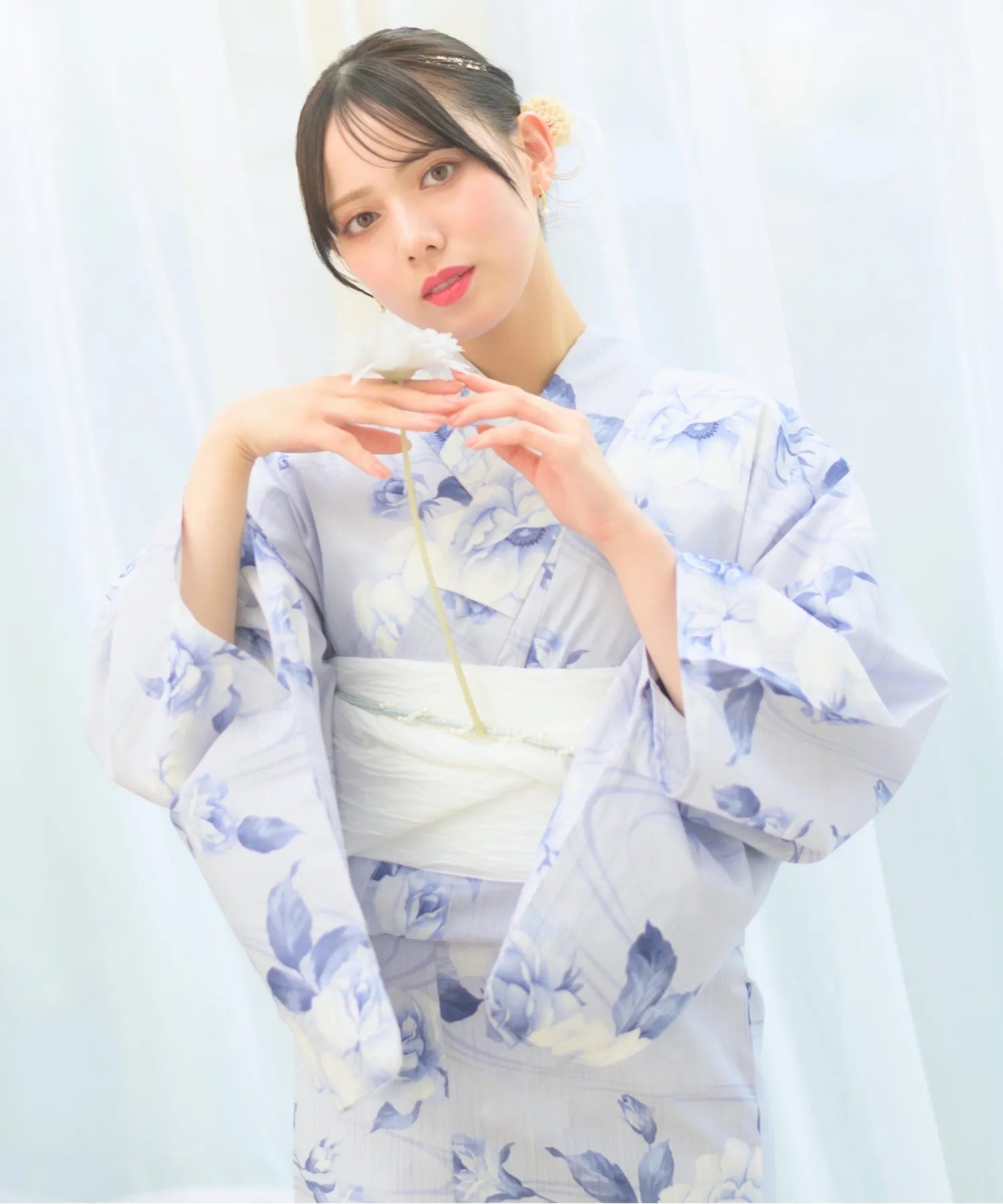 yu70011_02.webp
