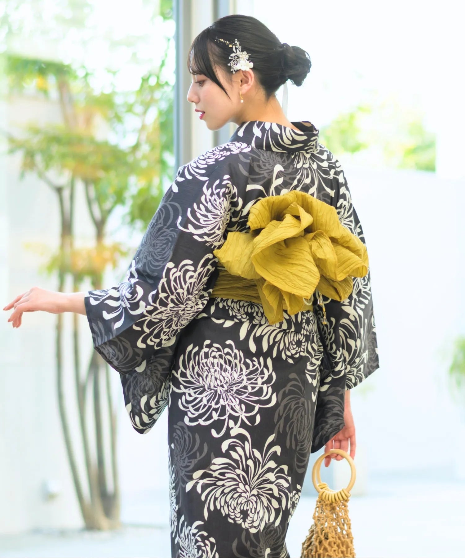 夏宵浴衣 月影の菊詩 4点セット(浴衣・兵児帯・腰紐×2)