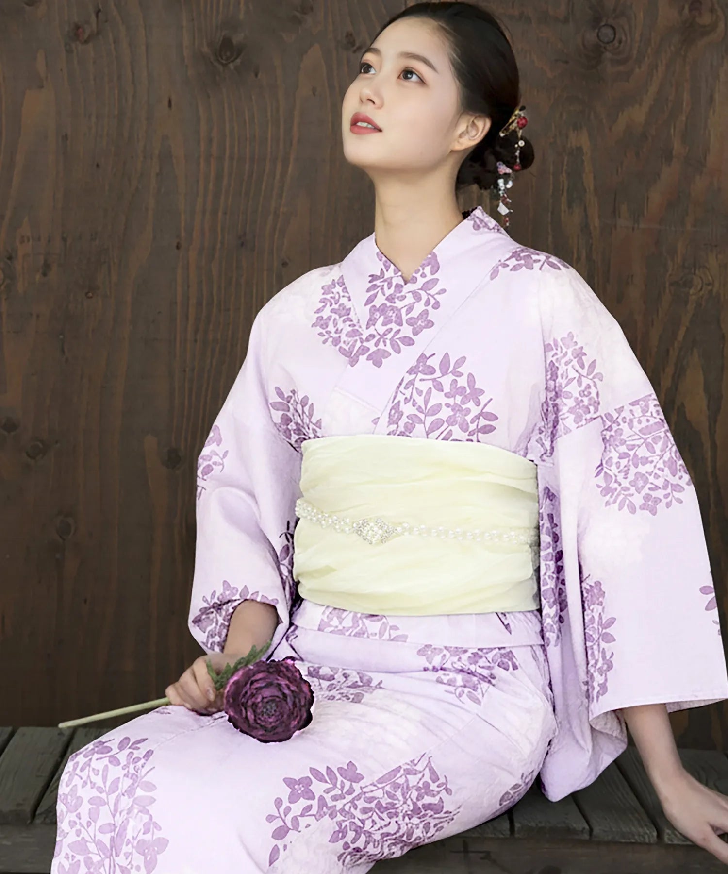 yu70021_26_01.webp