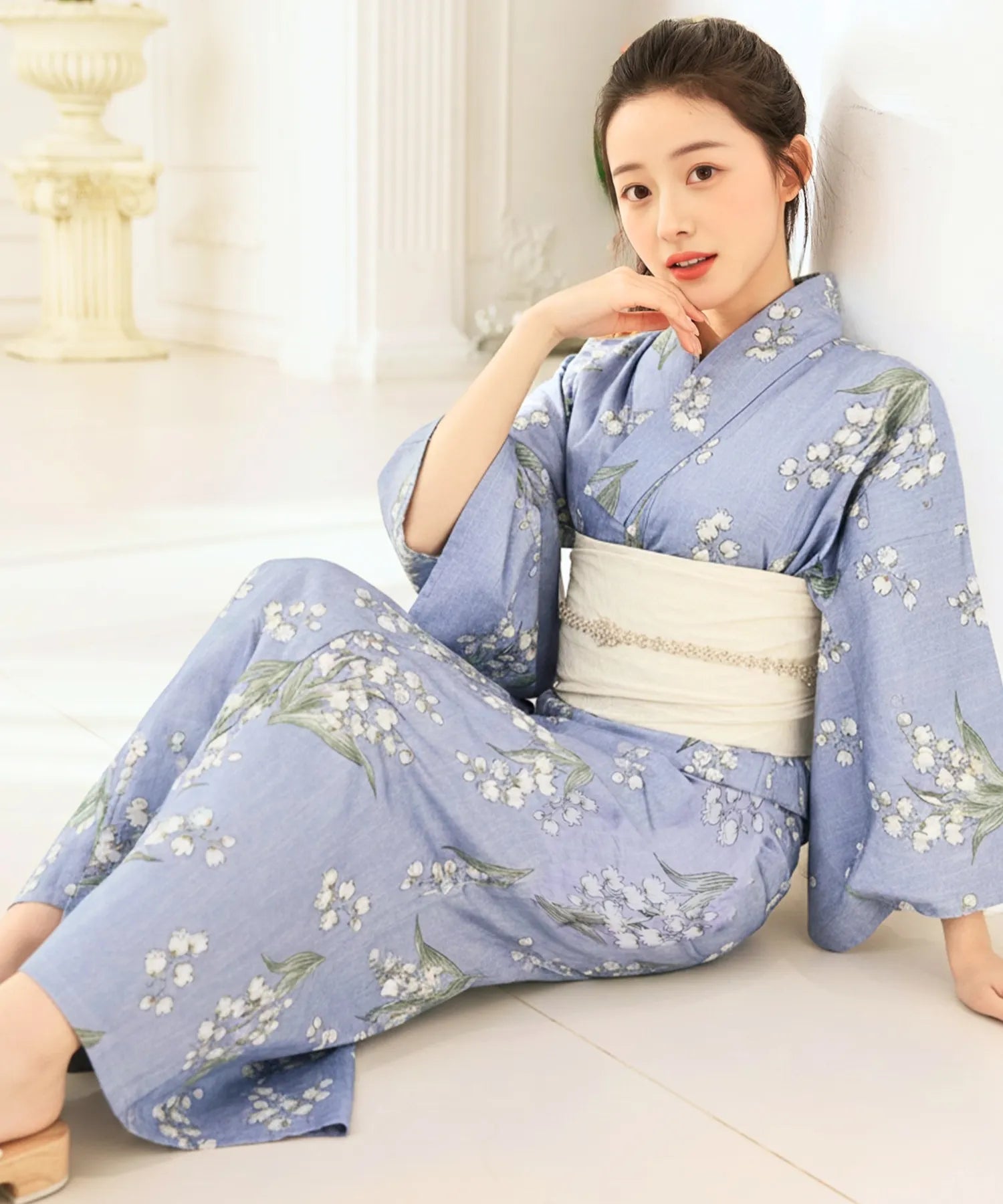 yu70022_26_01.webp