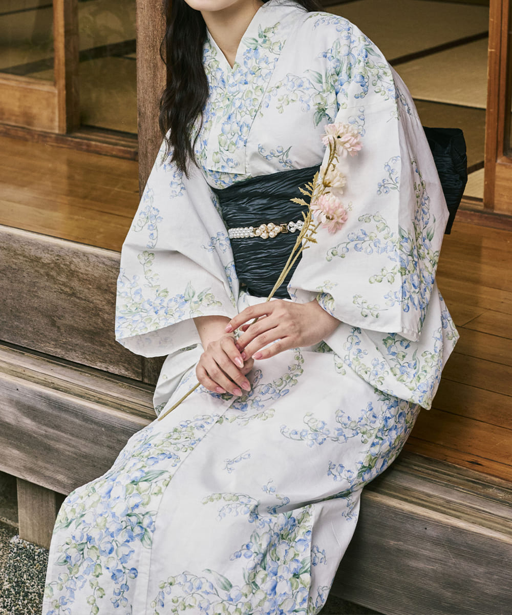 すずらんの刺繍入り付け下げ風浴衣　麻の半幅帯と帯締め帯留めもセットで すずらんの夢 4点セット(浴衣・兵児帯・腰紐×2) – shop-celen