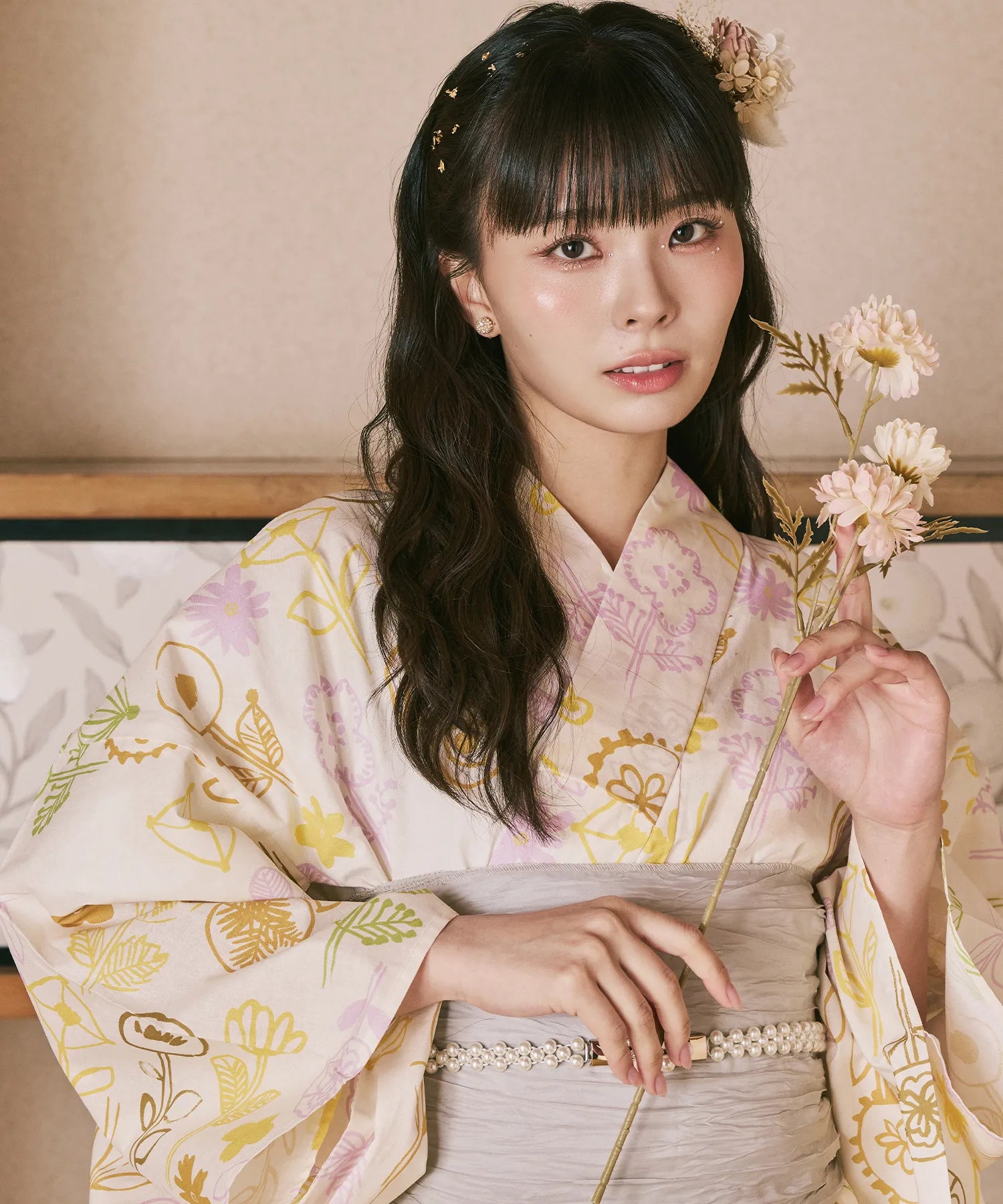 yu70024_02.webp