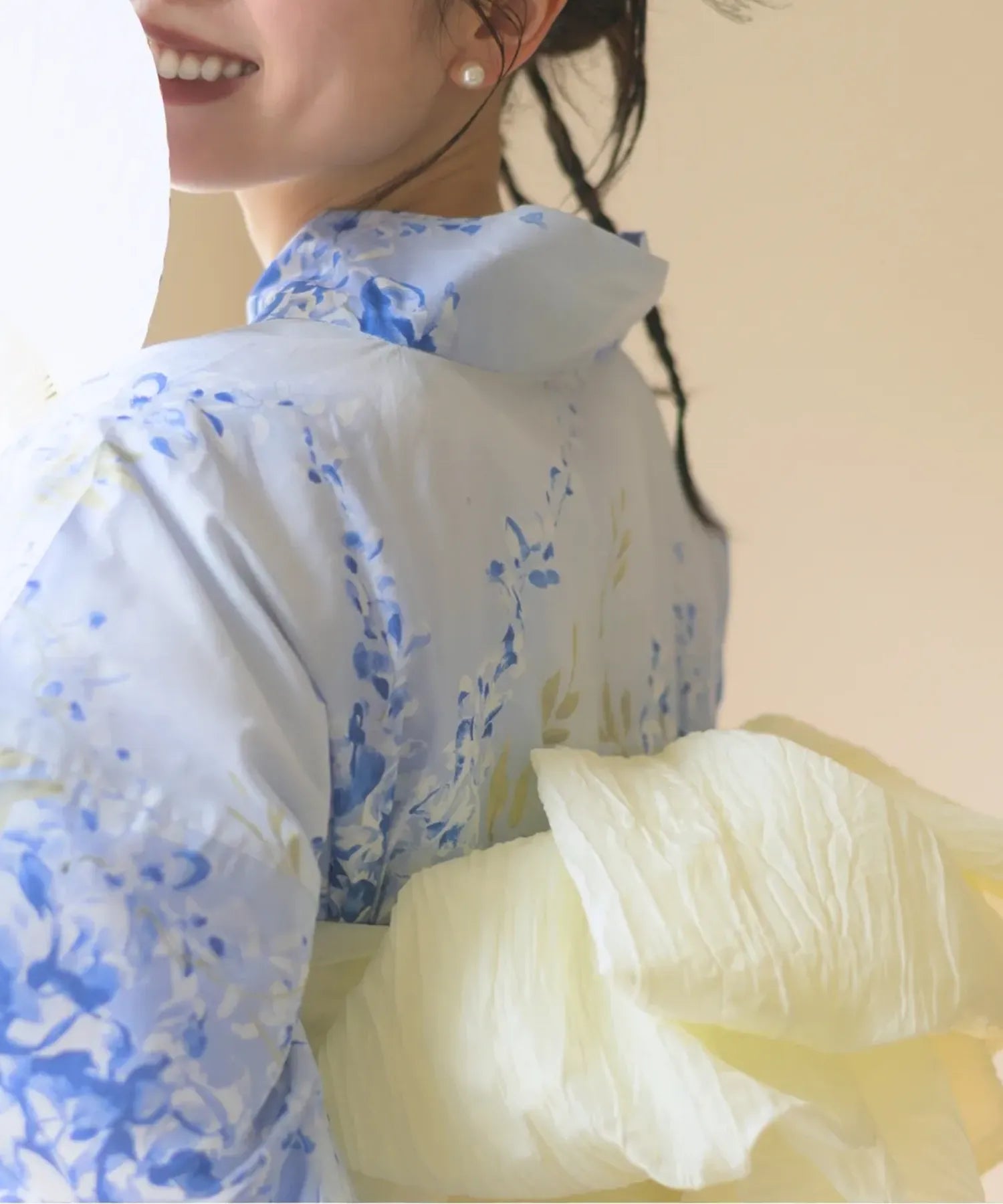 yu70026_26_2_01.webp