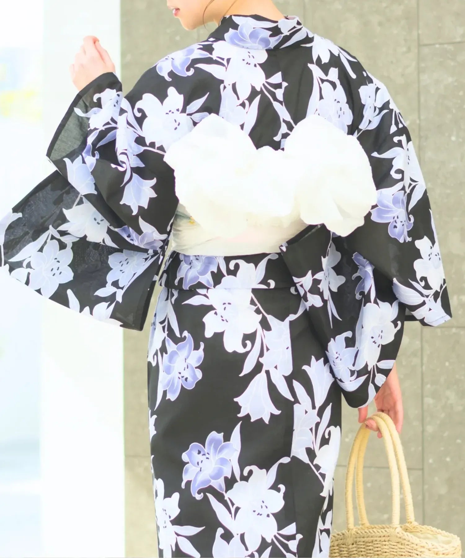 夏花浴衣 月下の百合調べ 4点セット(浴衣・兵児帯・腰紐×2)