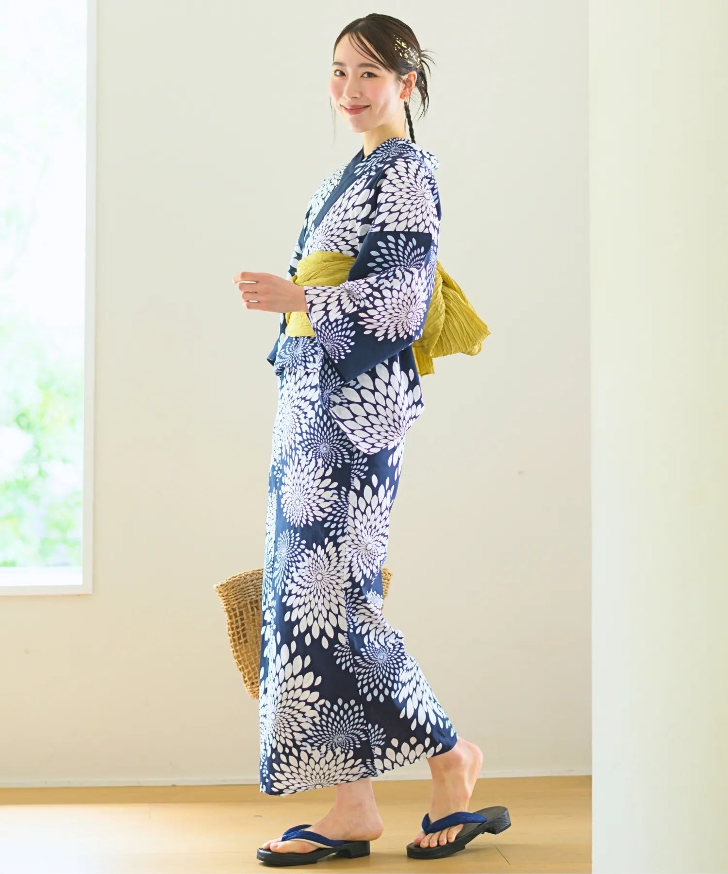 夏花浴衣 紺菊華 4点セット(浴衣・兵児帯・腰紐×2)