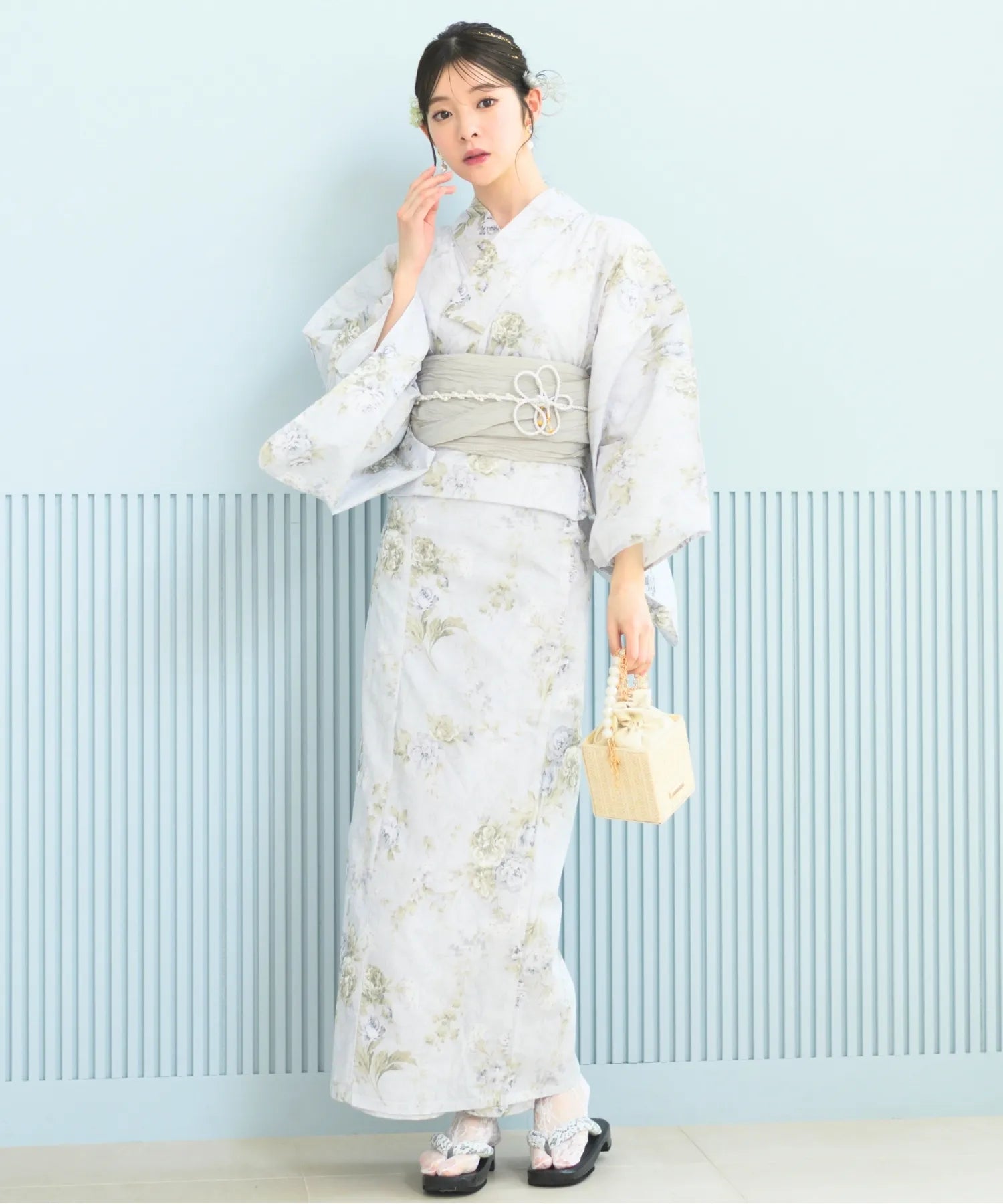 yu70035_01.webp