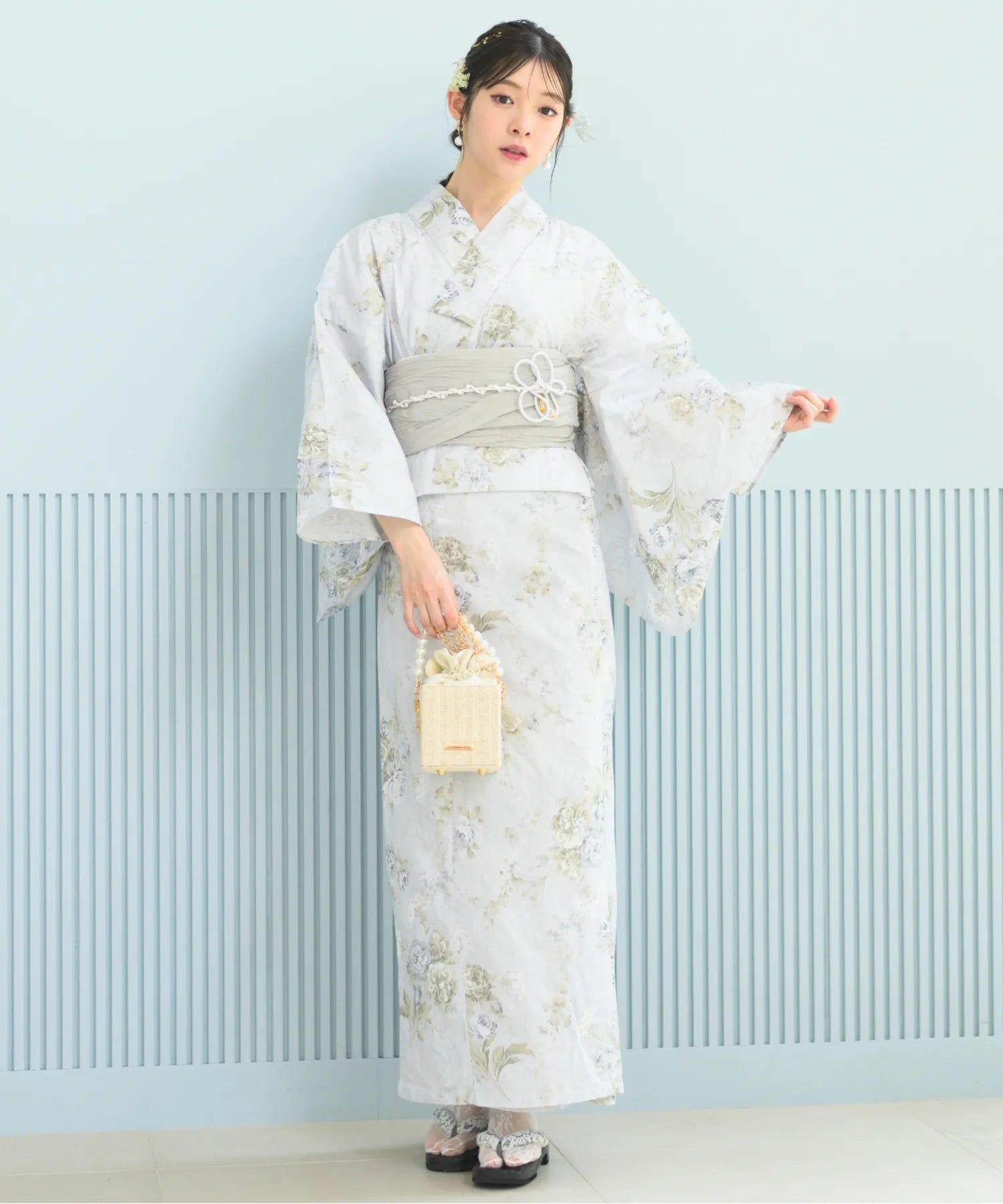 yu70035_26_00.webp