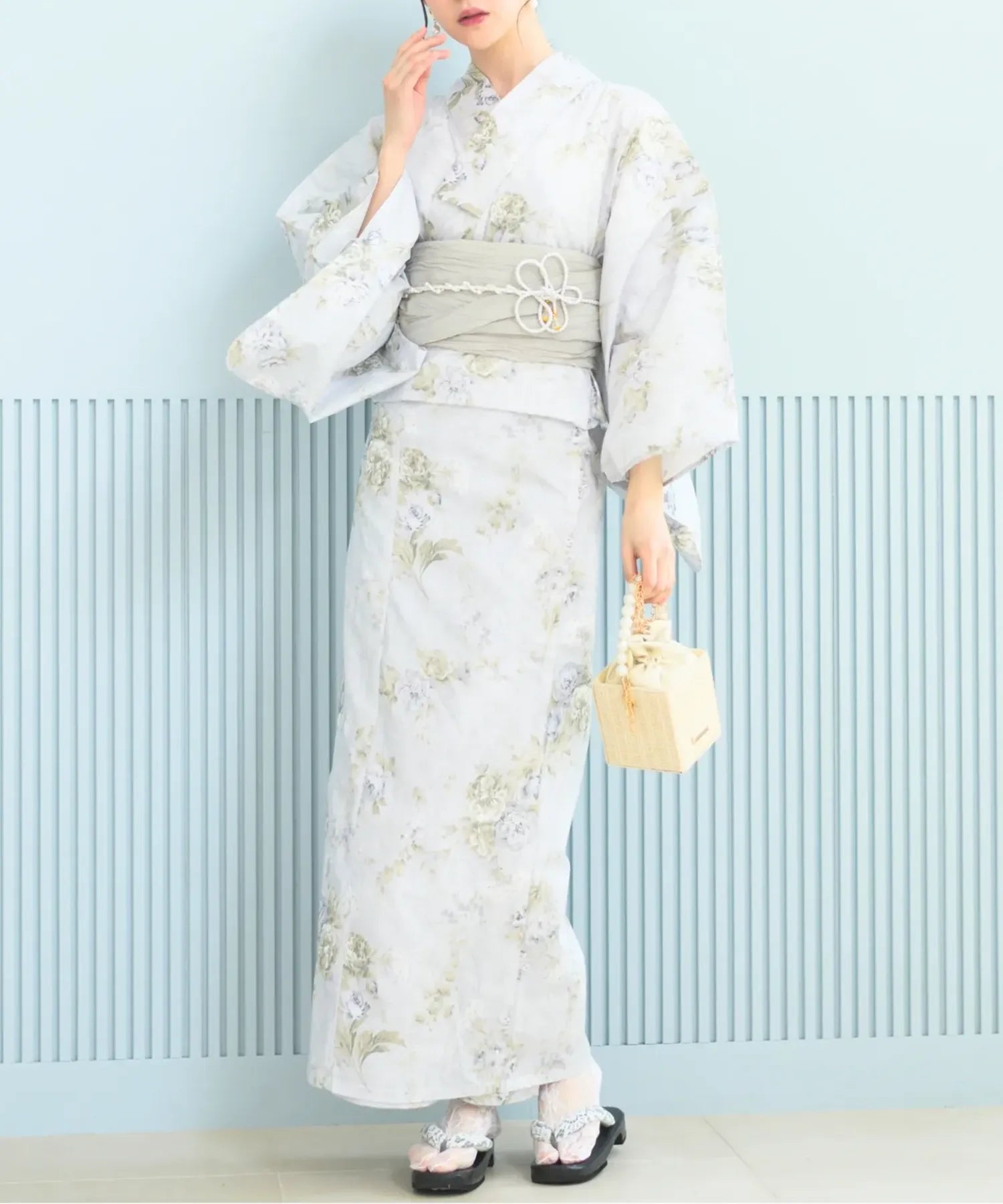 yu70035_26_2_01.webp