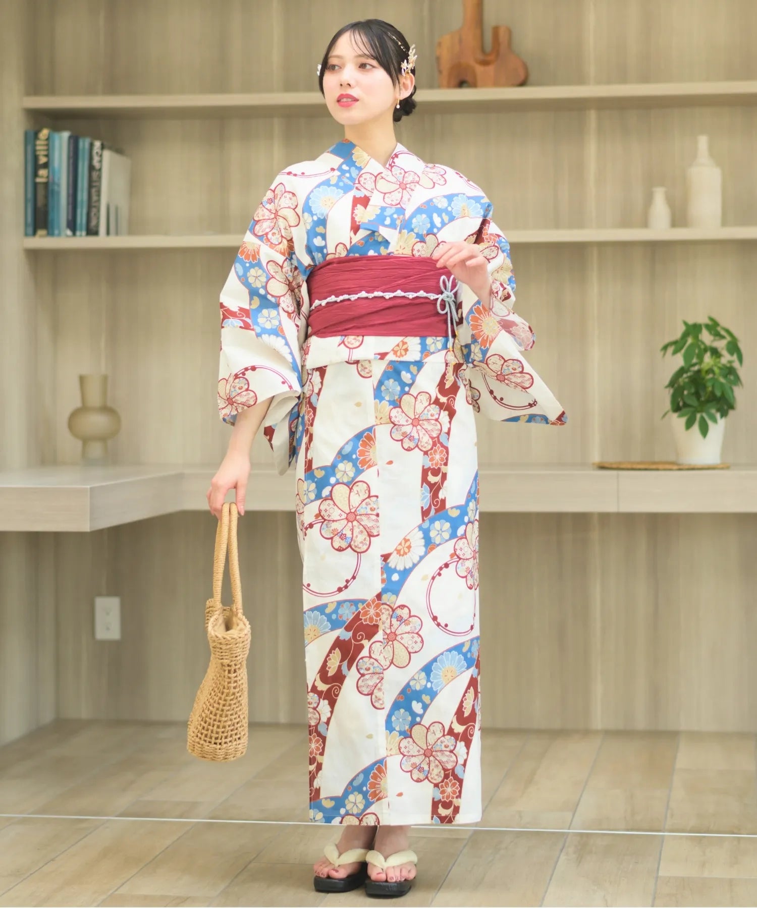 yu70037_26_01.webp