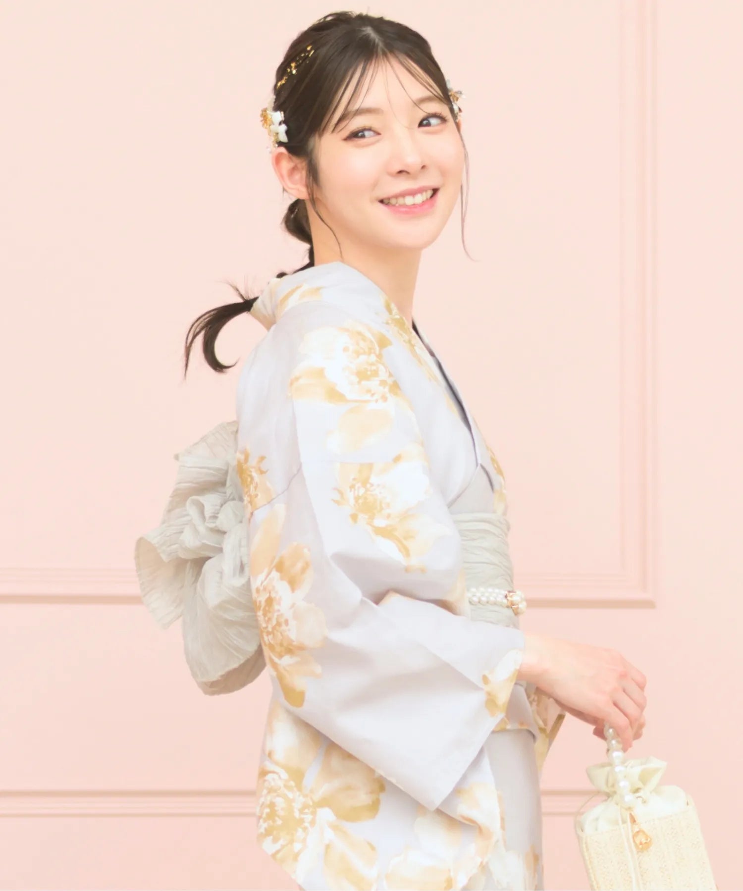 夏恋浴衣 ふわり淡花咲き 下駄付き5点セット(浴衣・兵児帯・腰紐×2・下駄)