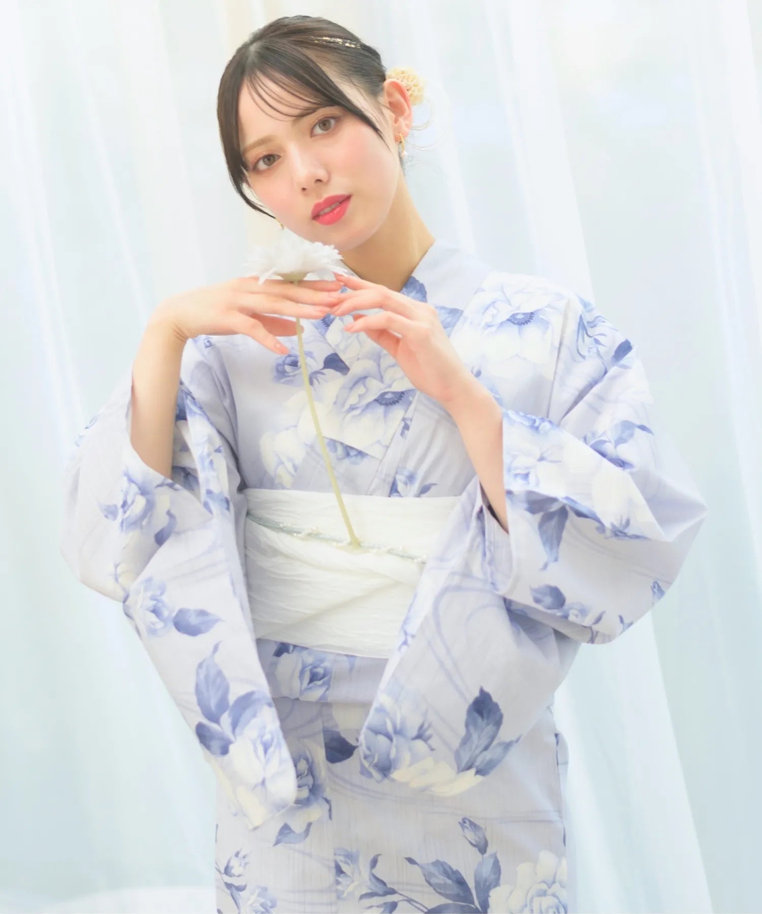 yu70043_04.webp