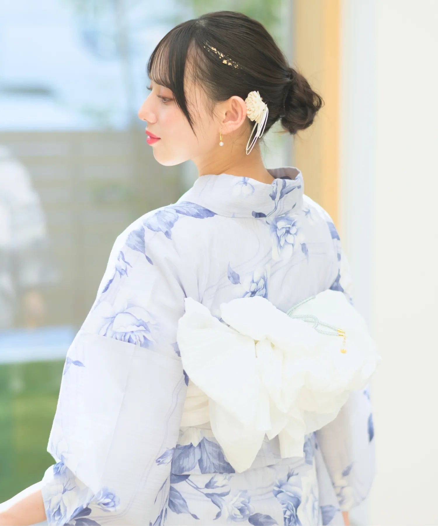 夏宵浴衣 花麗流れ 下駄付き5点セット(浴衣・兵児帯・腰紐×2・下駄)