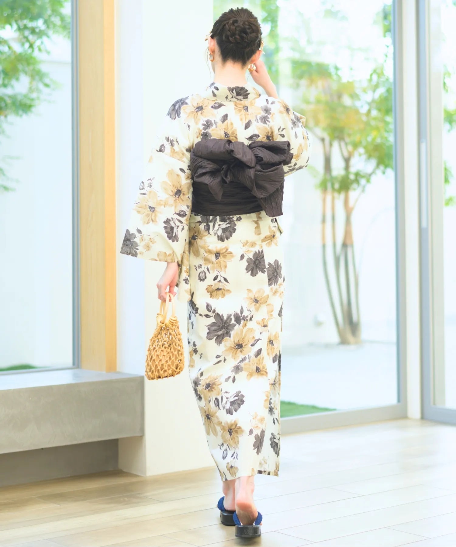 夏宵浴衣 色香花 下駄付き5点セット(浴衣・兵児帯・腰紐×2・下駄)