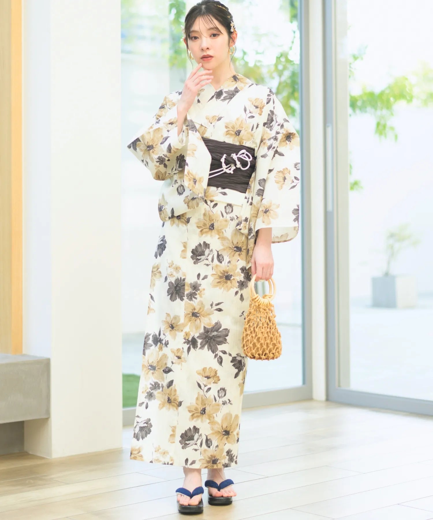 yu70045_26_01.webp