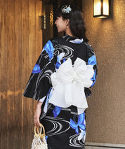 川口ゆりな コラボ浴衣 ユリシスの幻想夜 下駄付き5点セット(浴衣・兵児帯・腰紐×2・下駄)