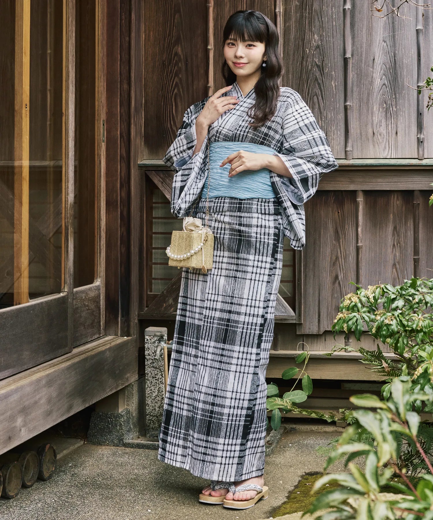 yu70051_02.webp