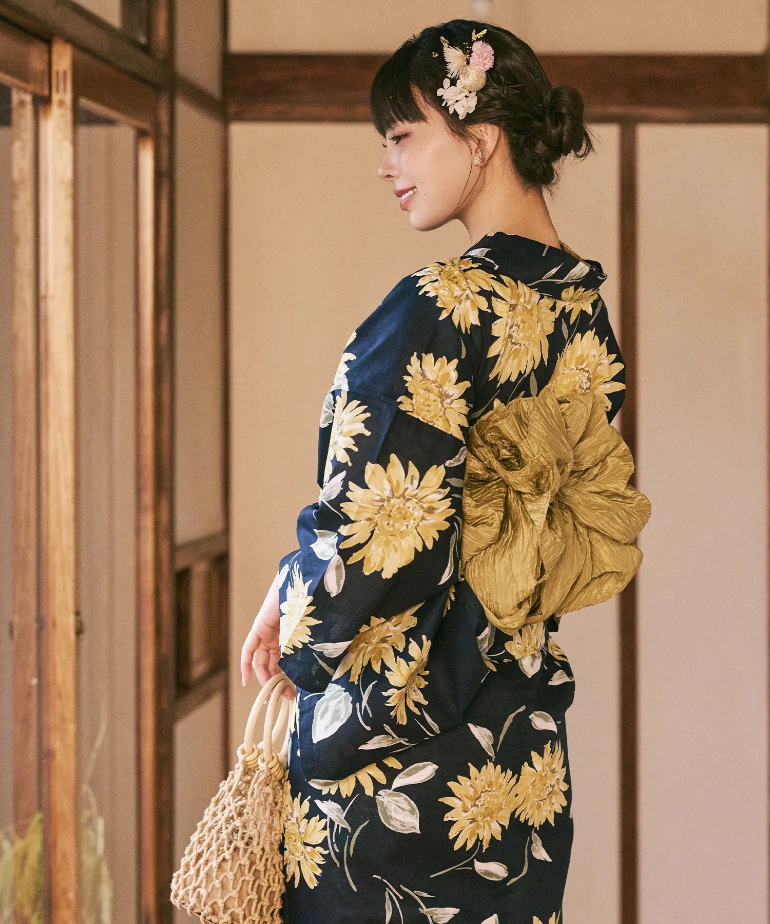 川口ゆりな コラボ浴衣 紺青のひまわり調べ 下駄付き5点セット(浴衣・兵児帯・腰紐×2・下駄)
