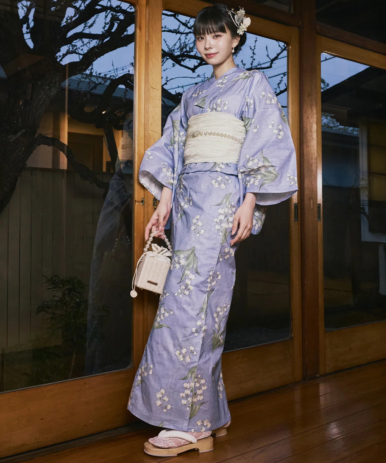 yu70054_02.webp