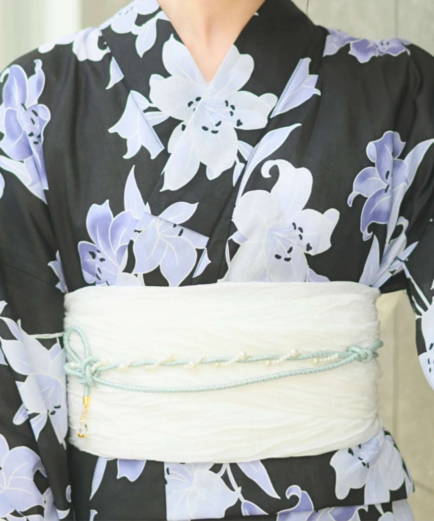 夏花浴衣 月下の百合調べ 下駄付き5点セット(浴衣・兵児帯・腰紐×2・下駄)