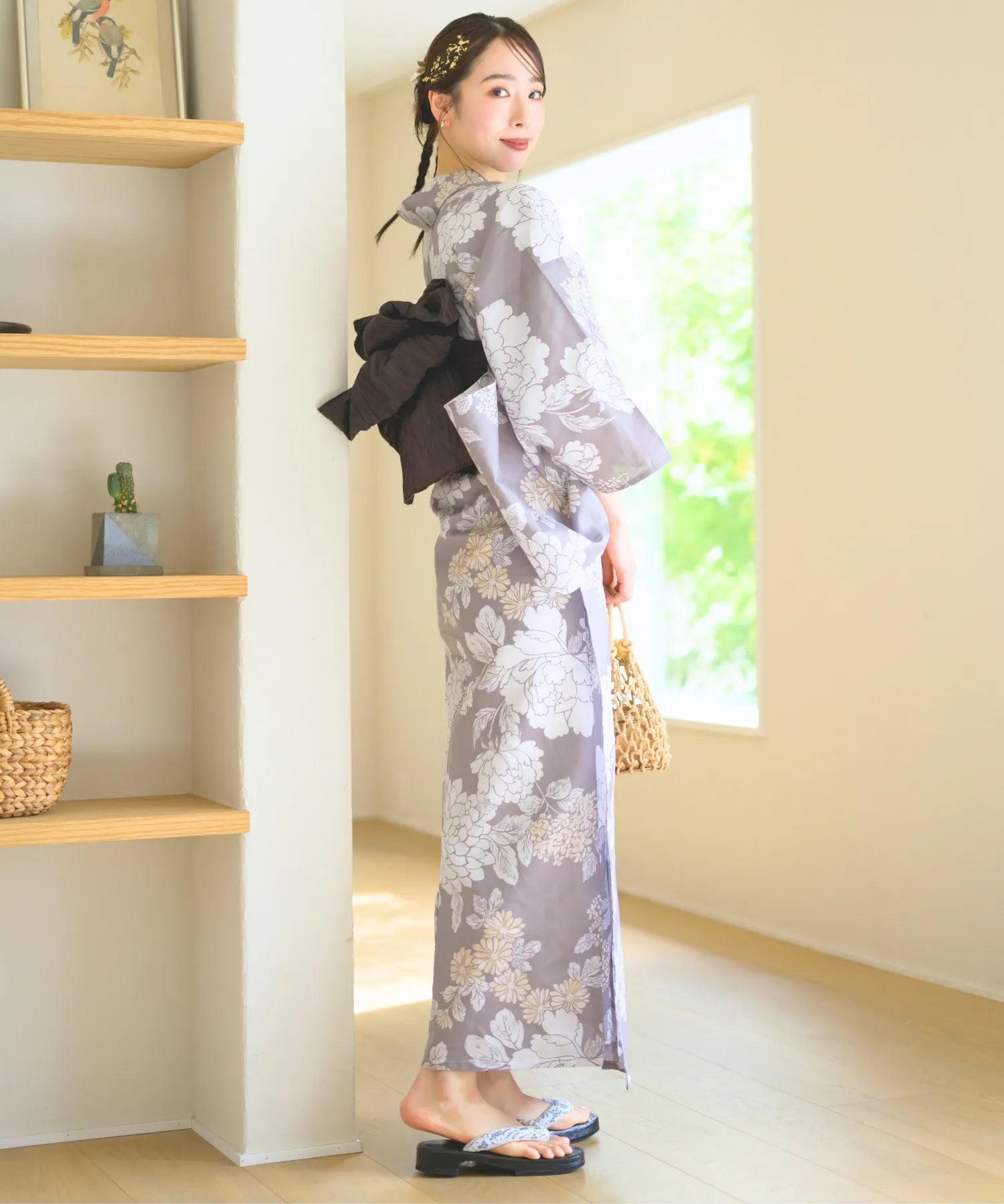 夏花浴衣 和花の柔香 下駄付き5点セット(浴衣・兵児帯・腰紐×2・下駄)