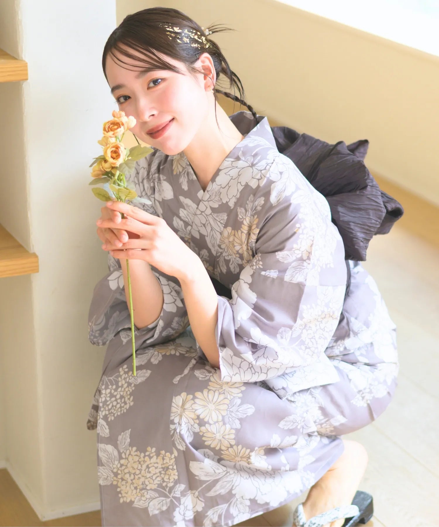 夏花浴衣 和花の柔香 下駄付き5点セット(浴衣・兵児帯・腰紐×2・下駄)