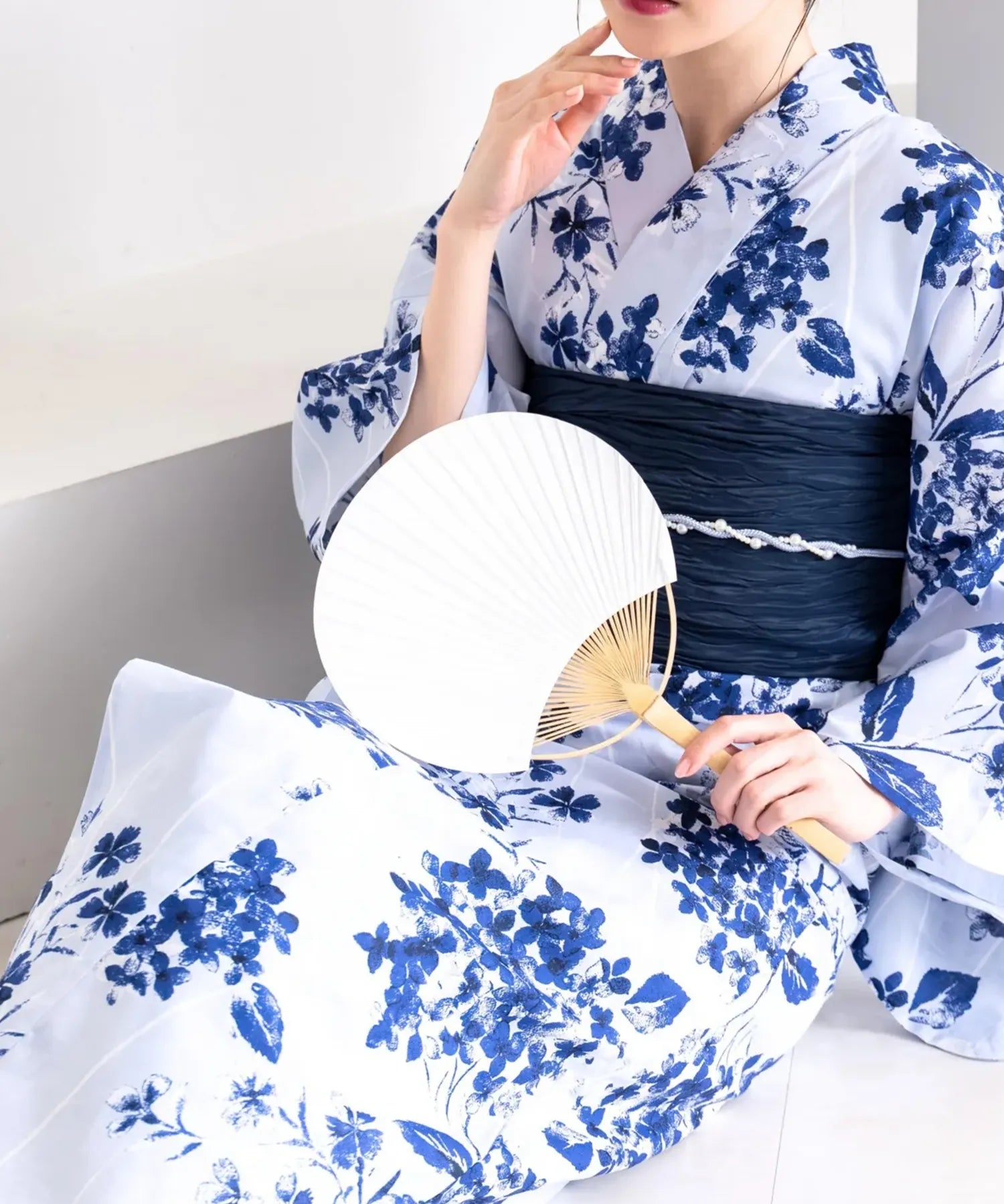 夏花浴衣 紫陽花淡しずく 4点セット(浴衣・兵児帯・腰紐×2)